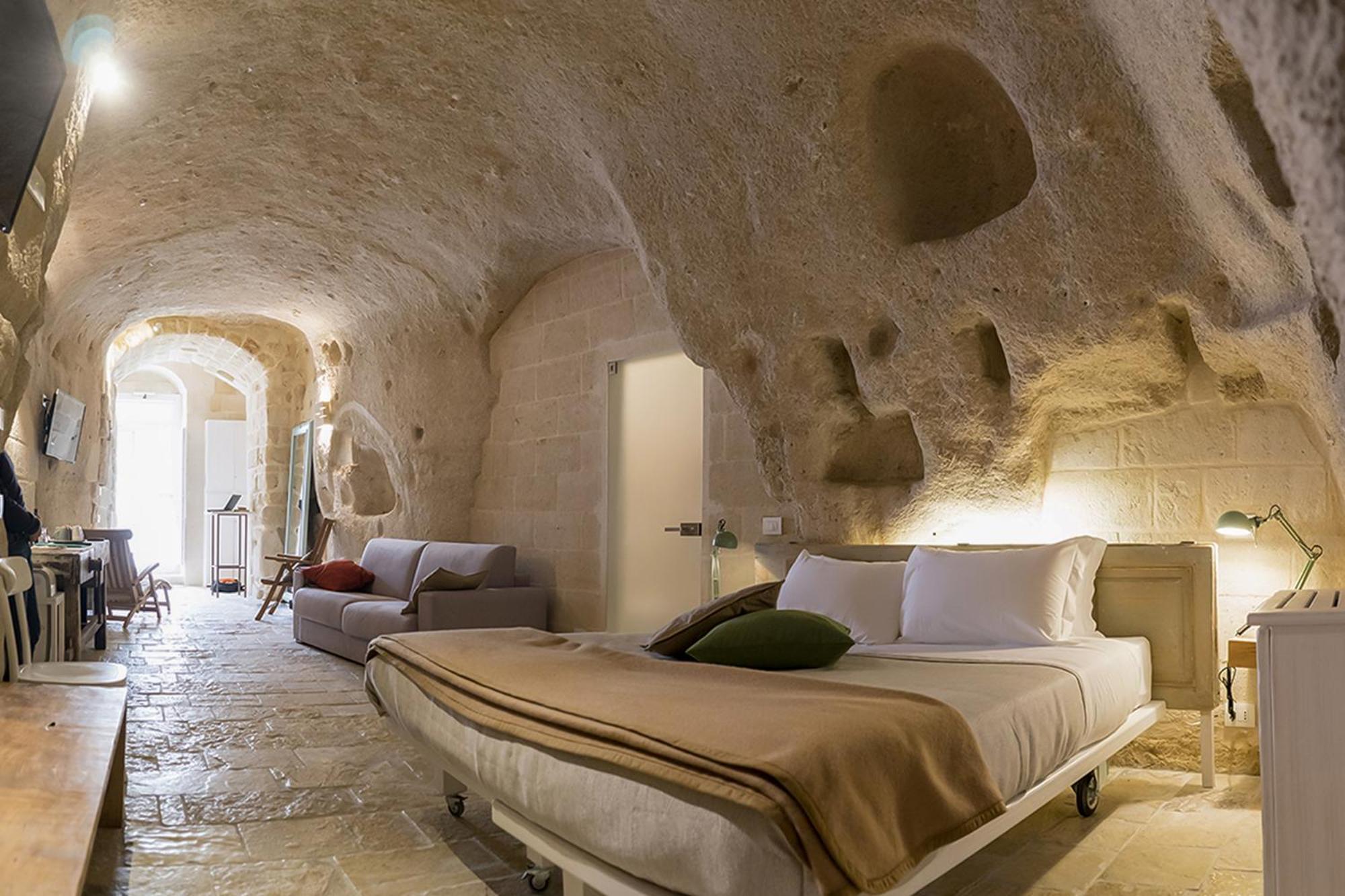 Cueva Suite