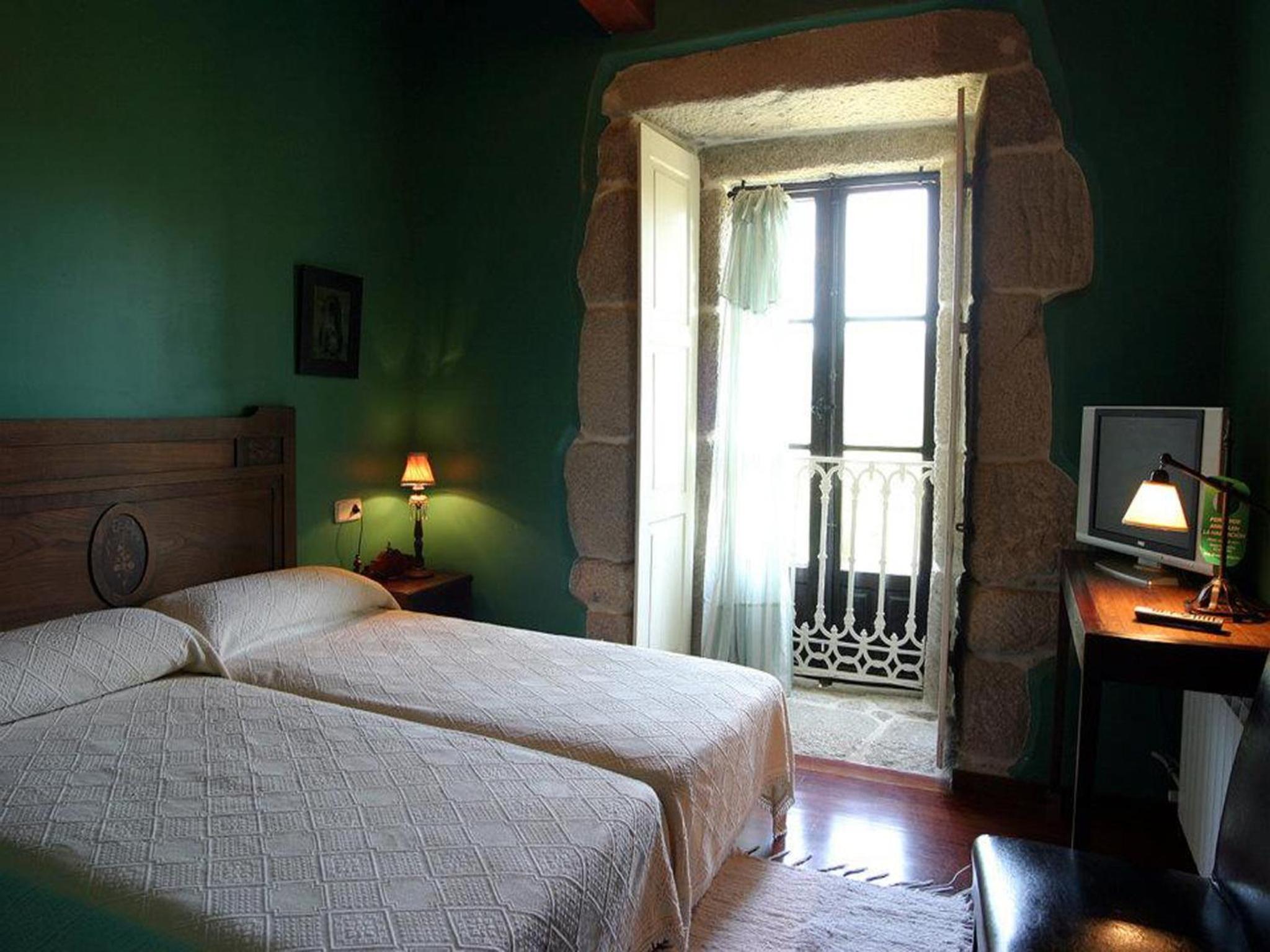 Double or Twin Room - Photo 11