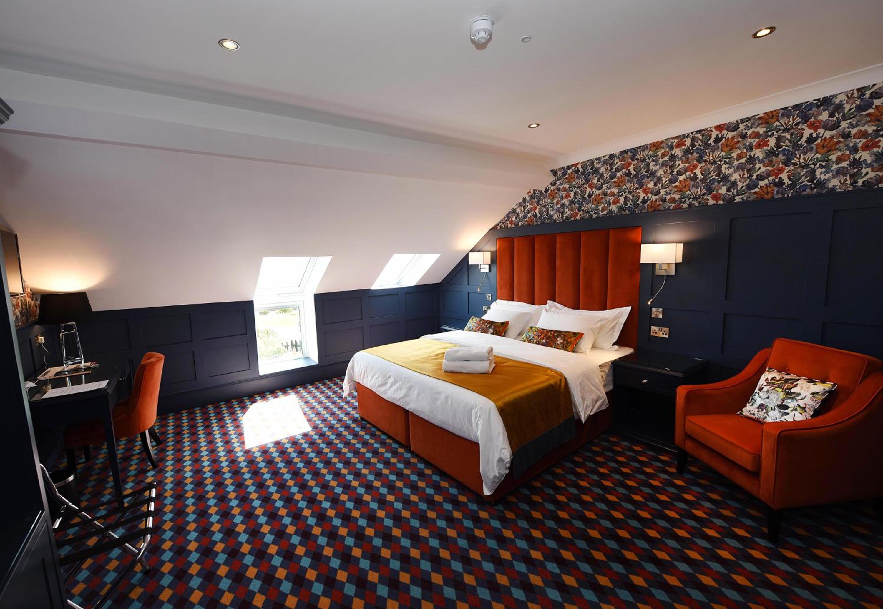 King Room with Sea View - Photo 11