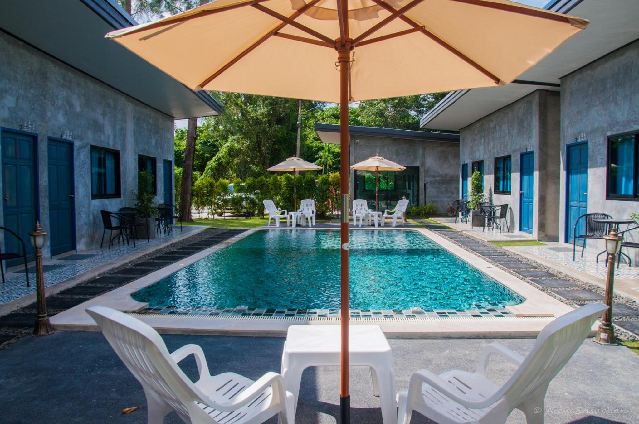 King Room with Pool View - Photo 72