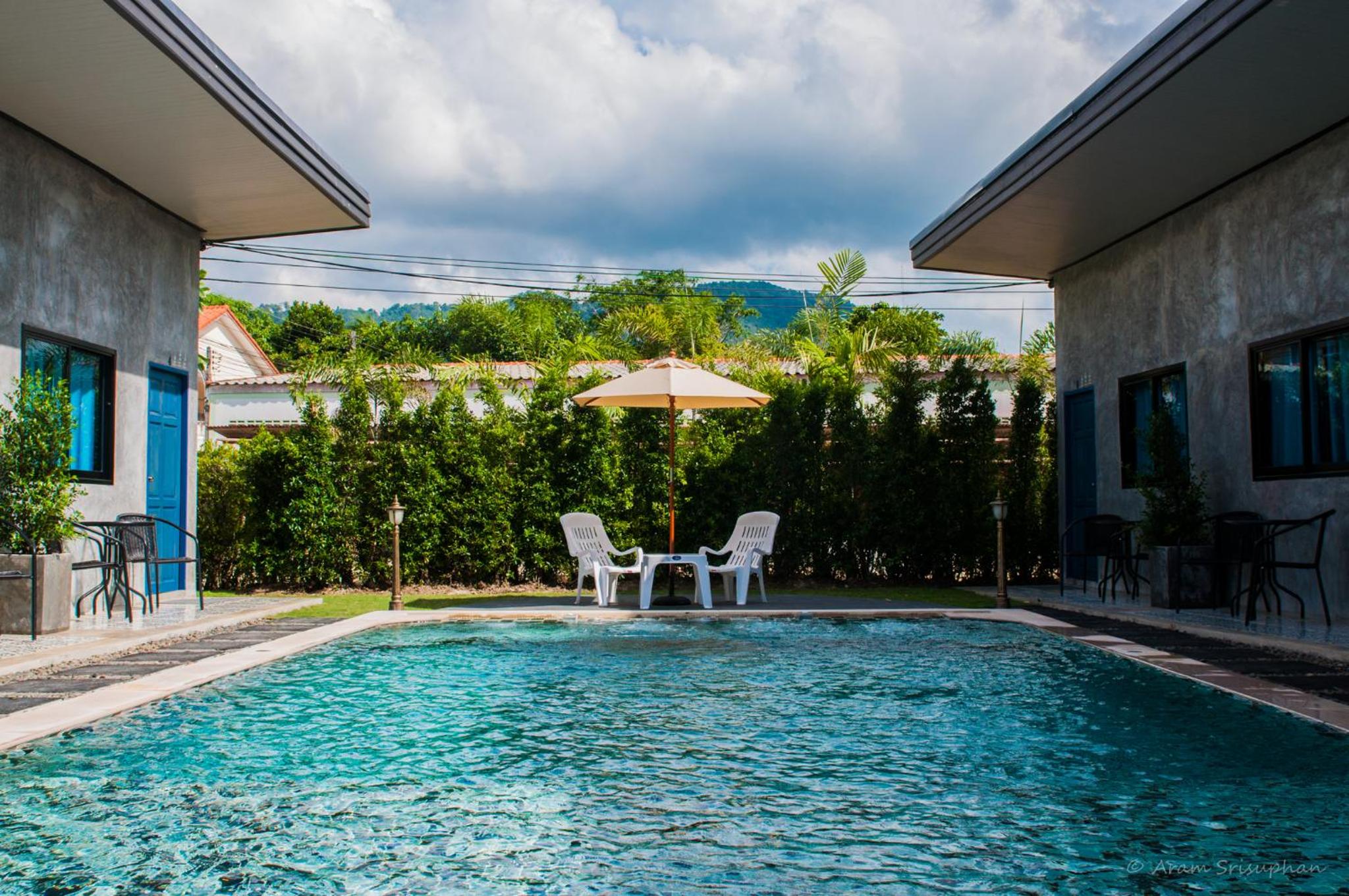 King Room with Pool View - Photo 62