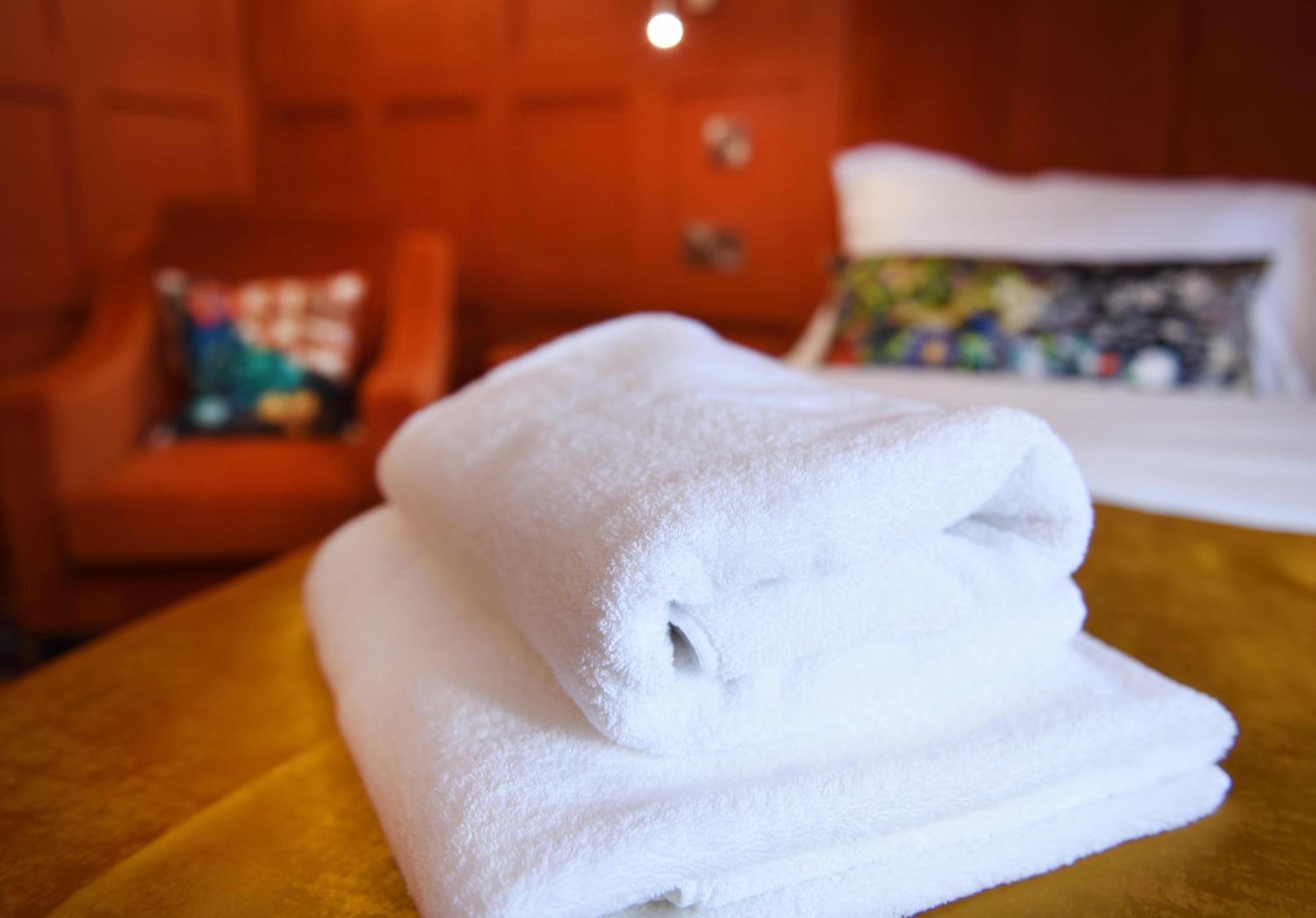 Deluxe King Room - Photo 5