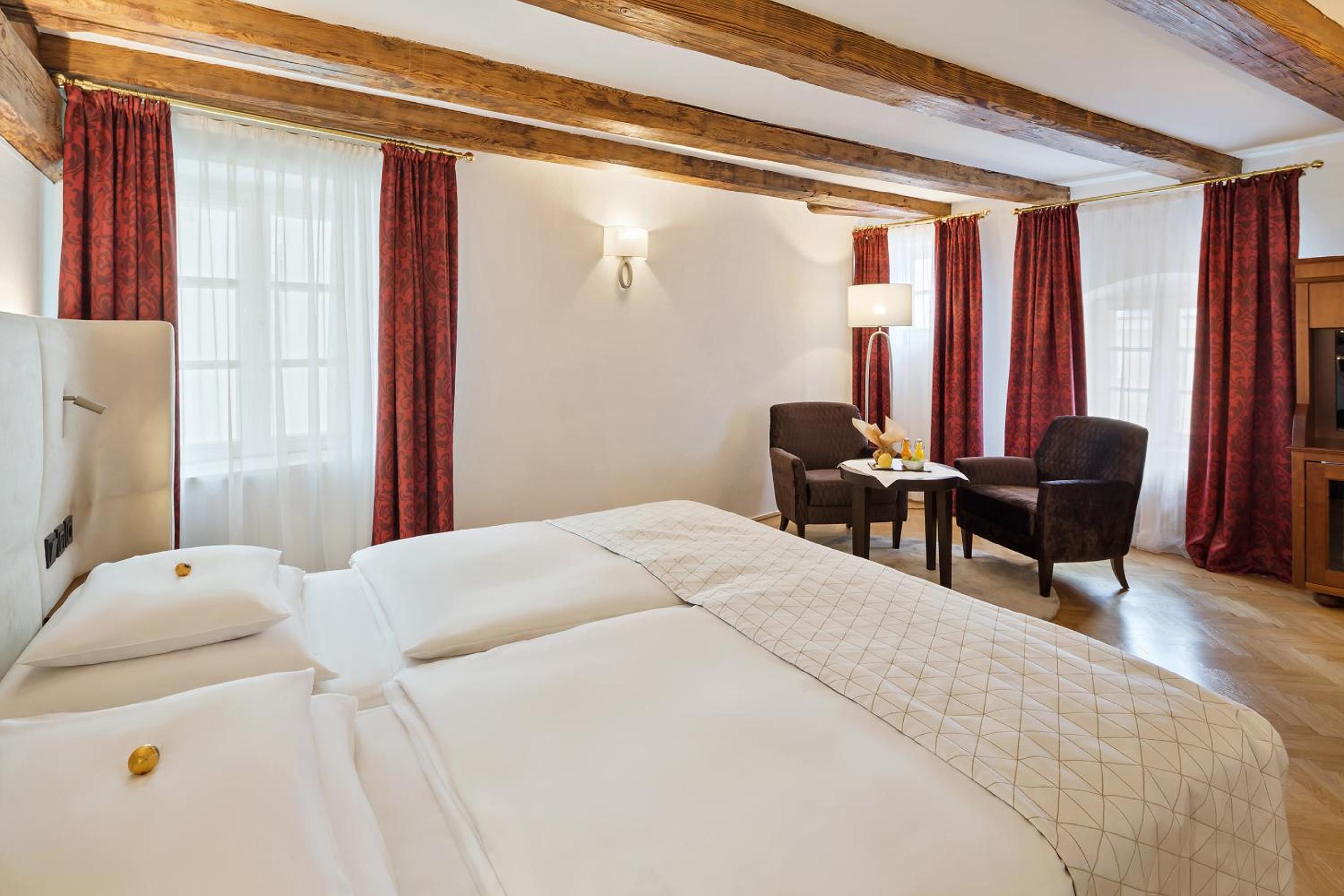 Superior Double Room - Photo 11