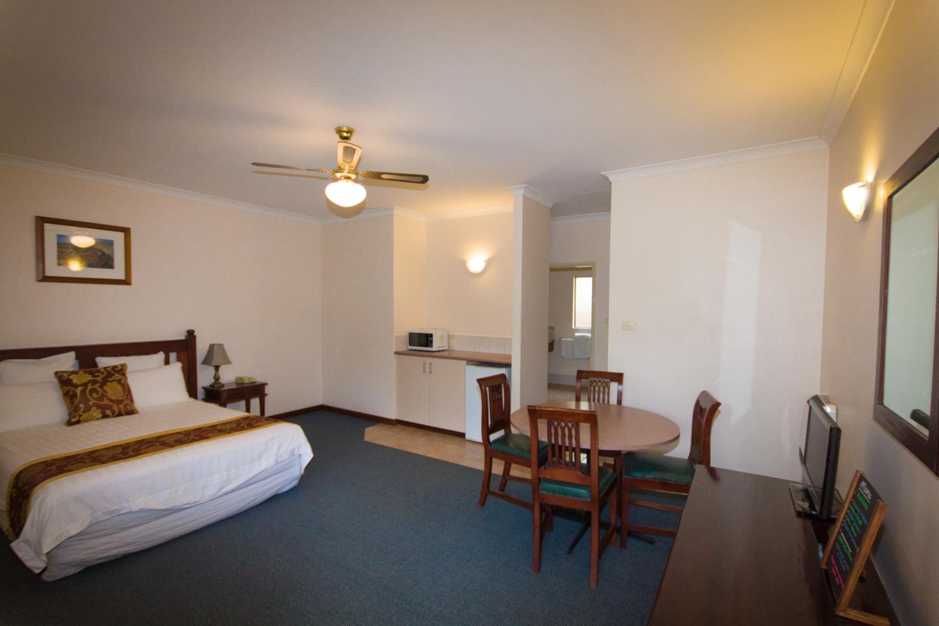 Family Room - Photo 1