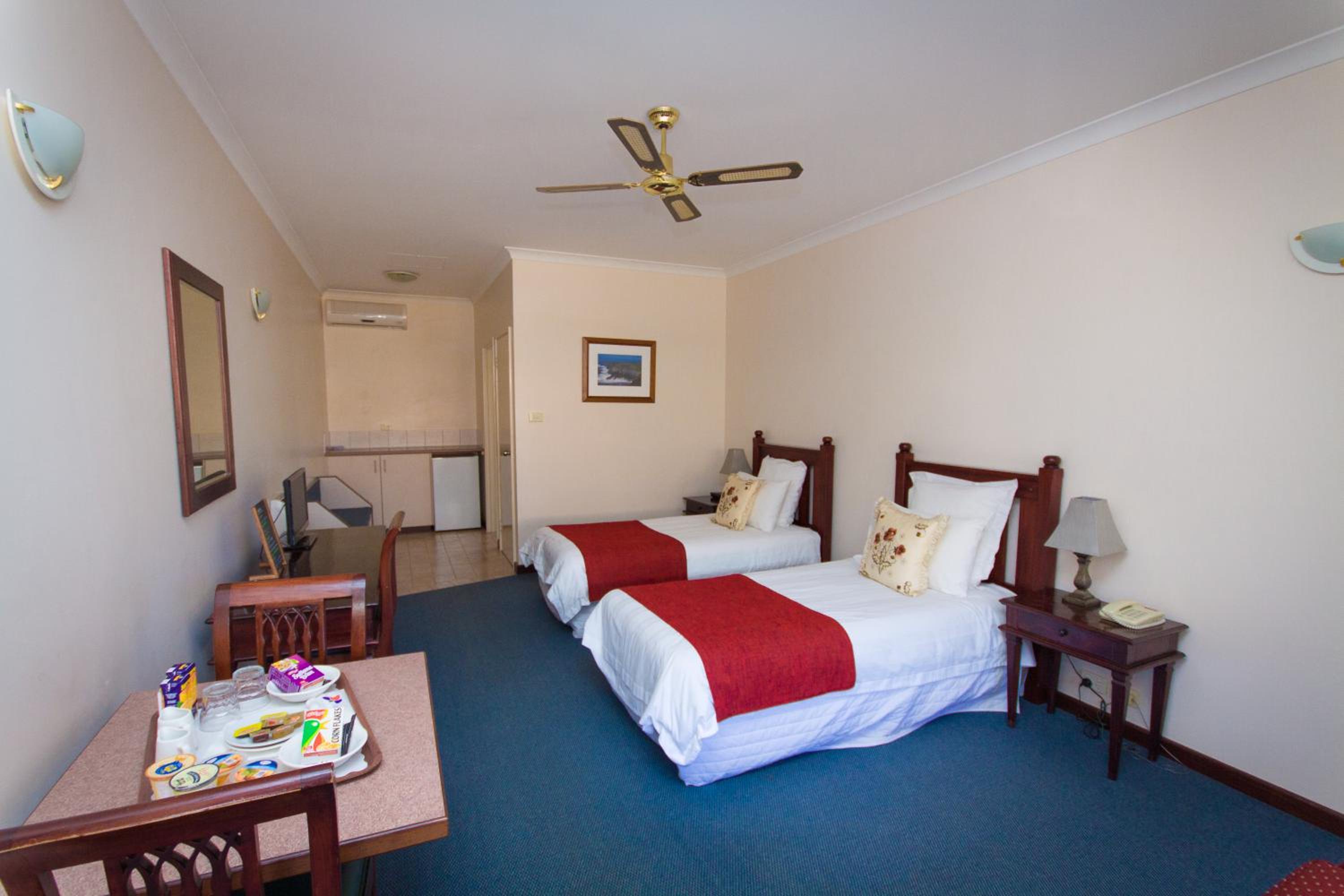 Deluxe Twin Room - Photo 1