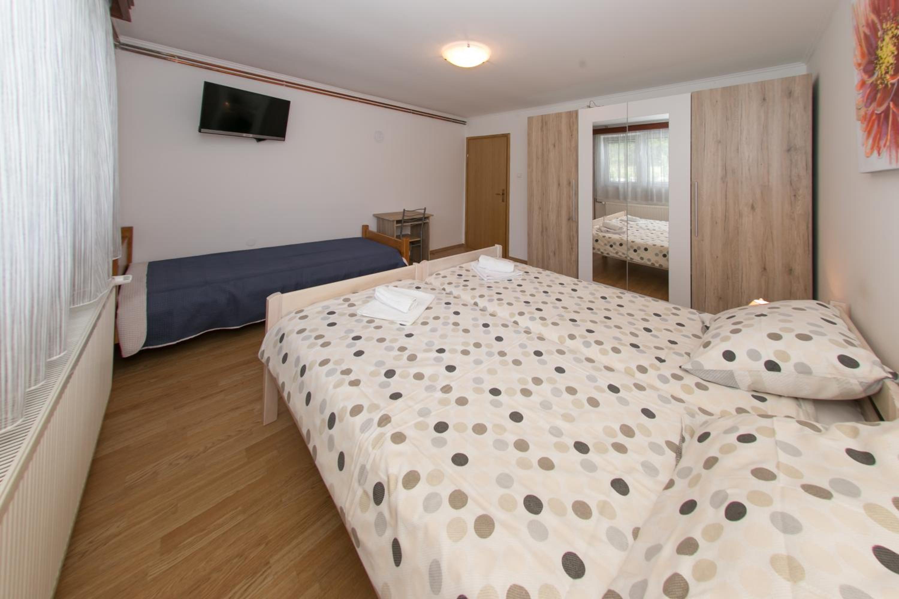 Triple Room - Photo 4