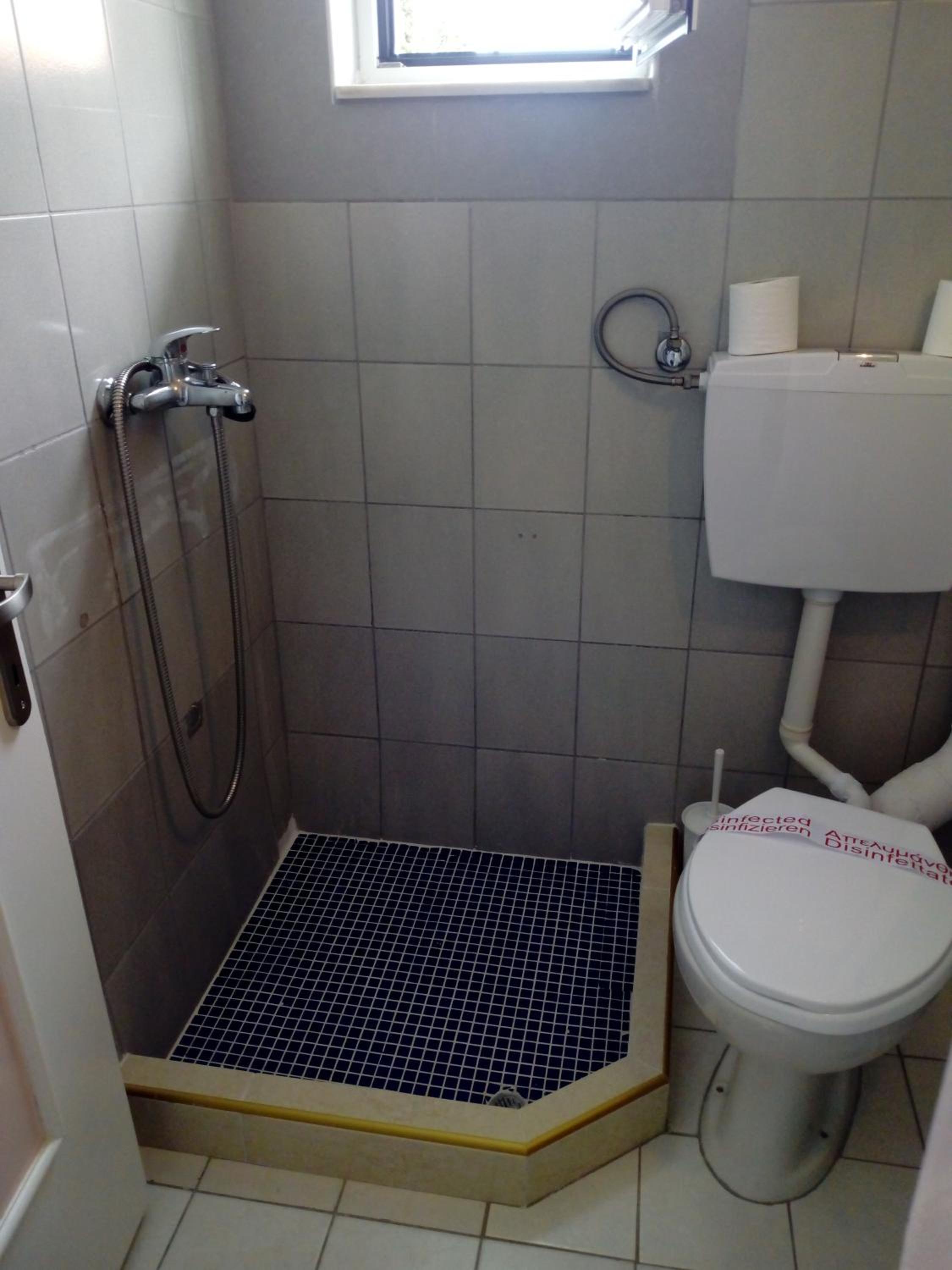 Double Room with Extra Bed - Photo 4
