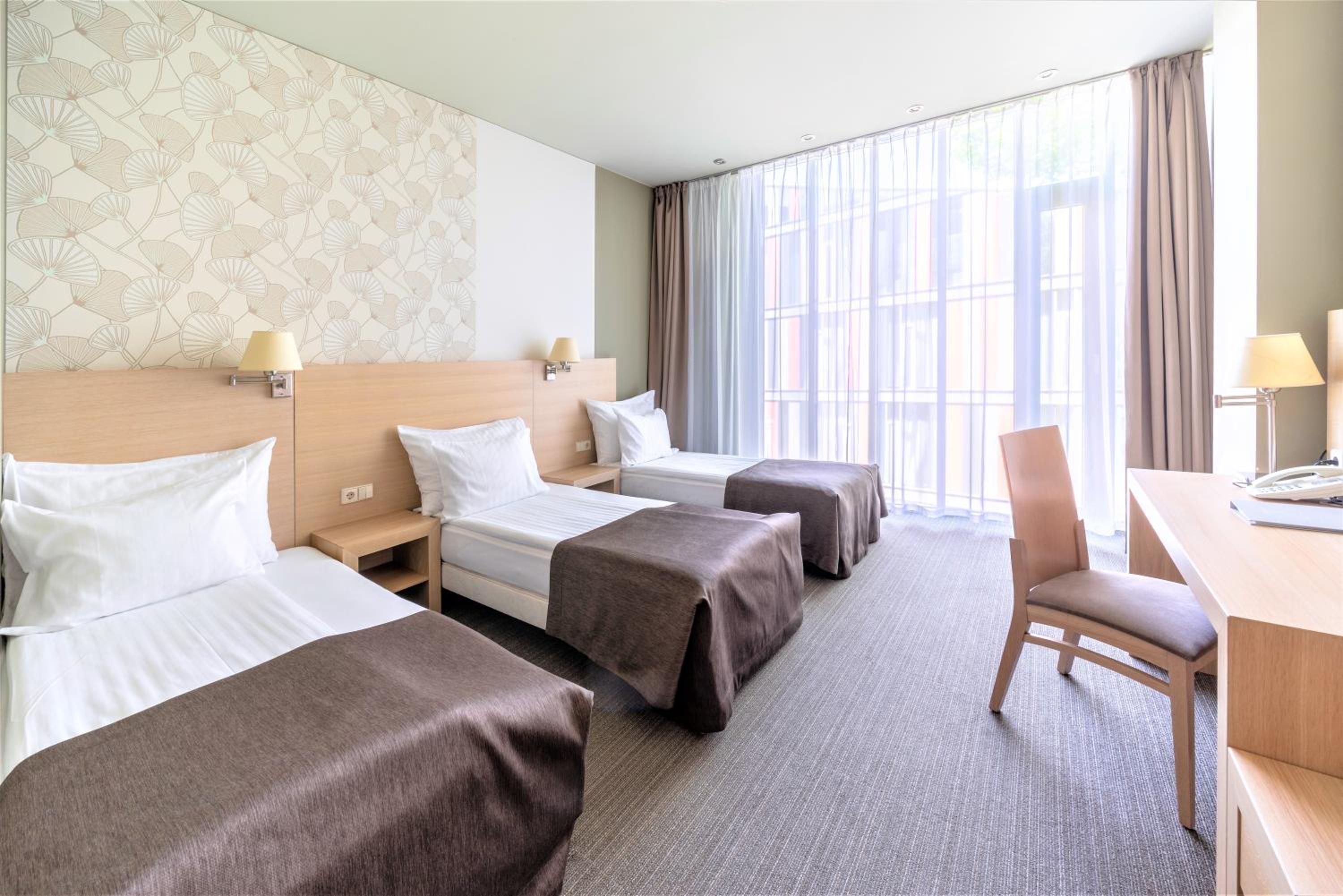 Standard Triple Room - Photo 1