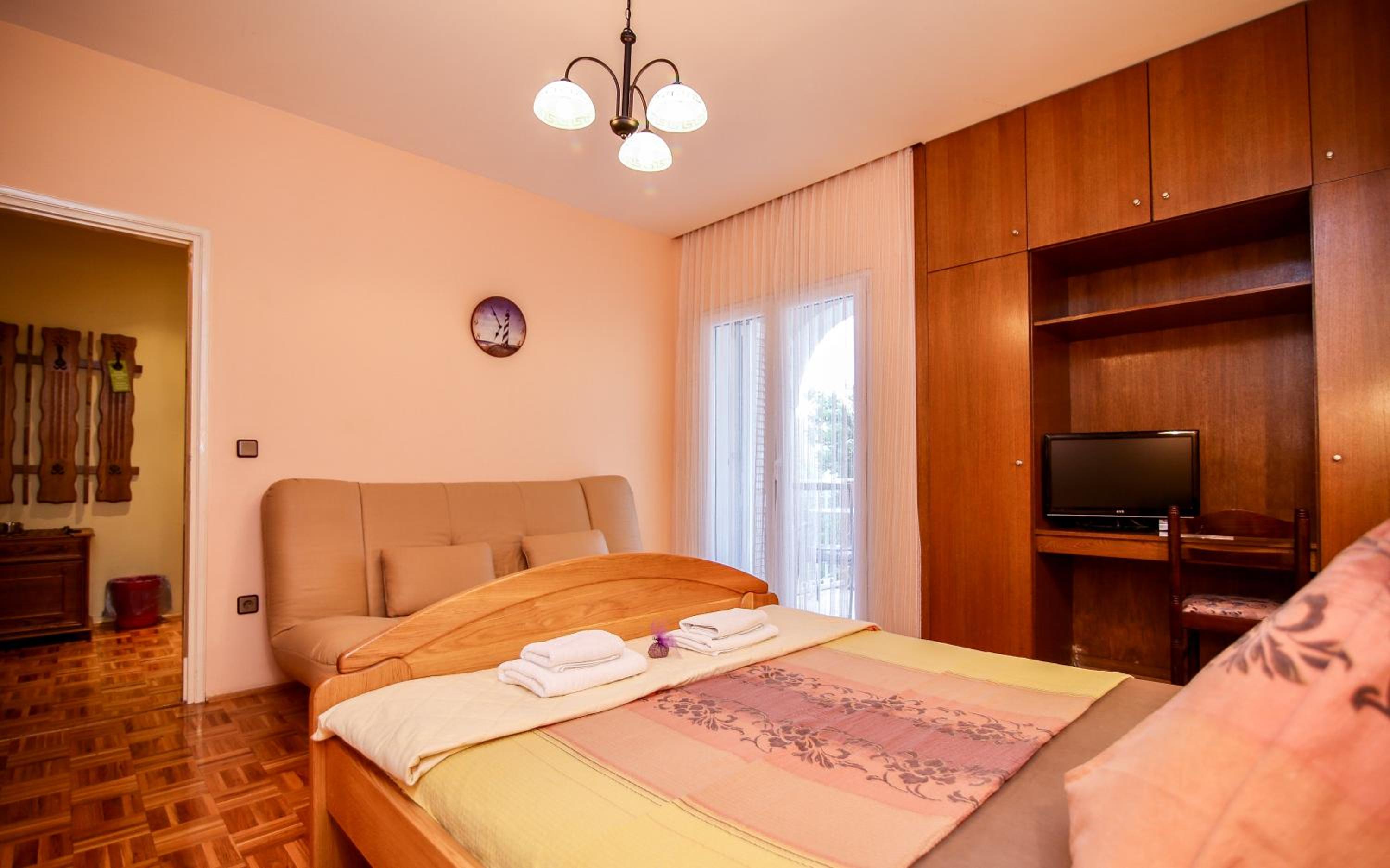 Studio Apartment with Sea View - Photo 2