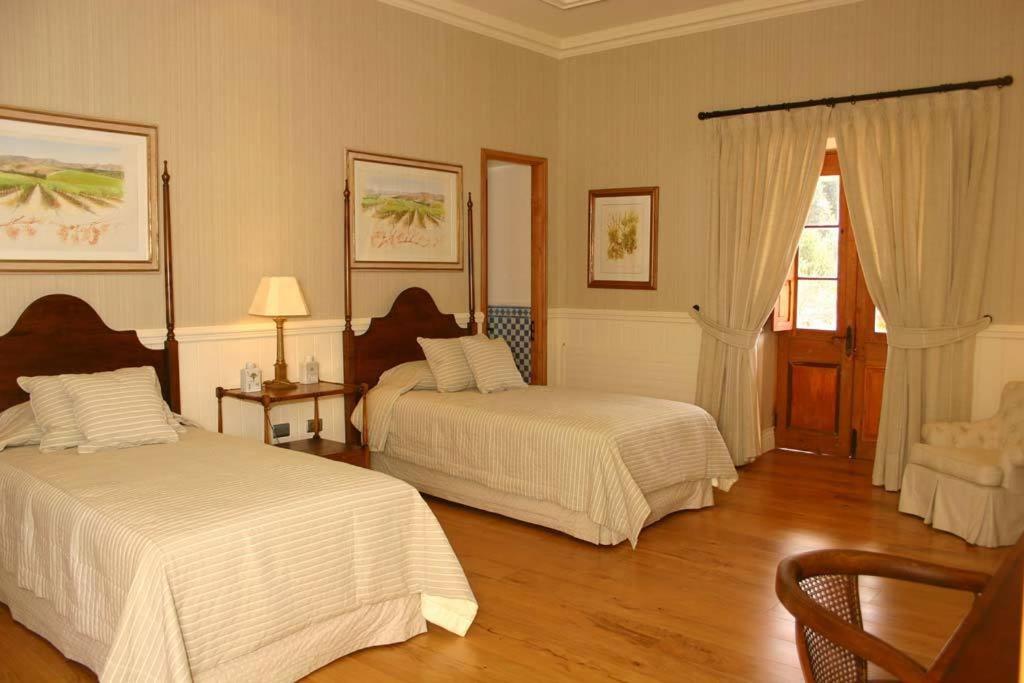 Standard Double or Twin Room photo 2
