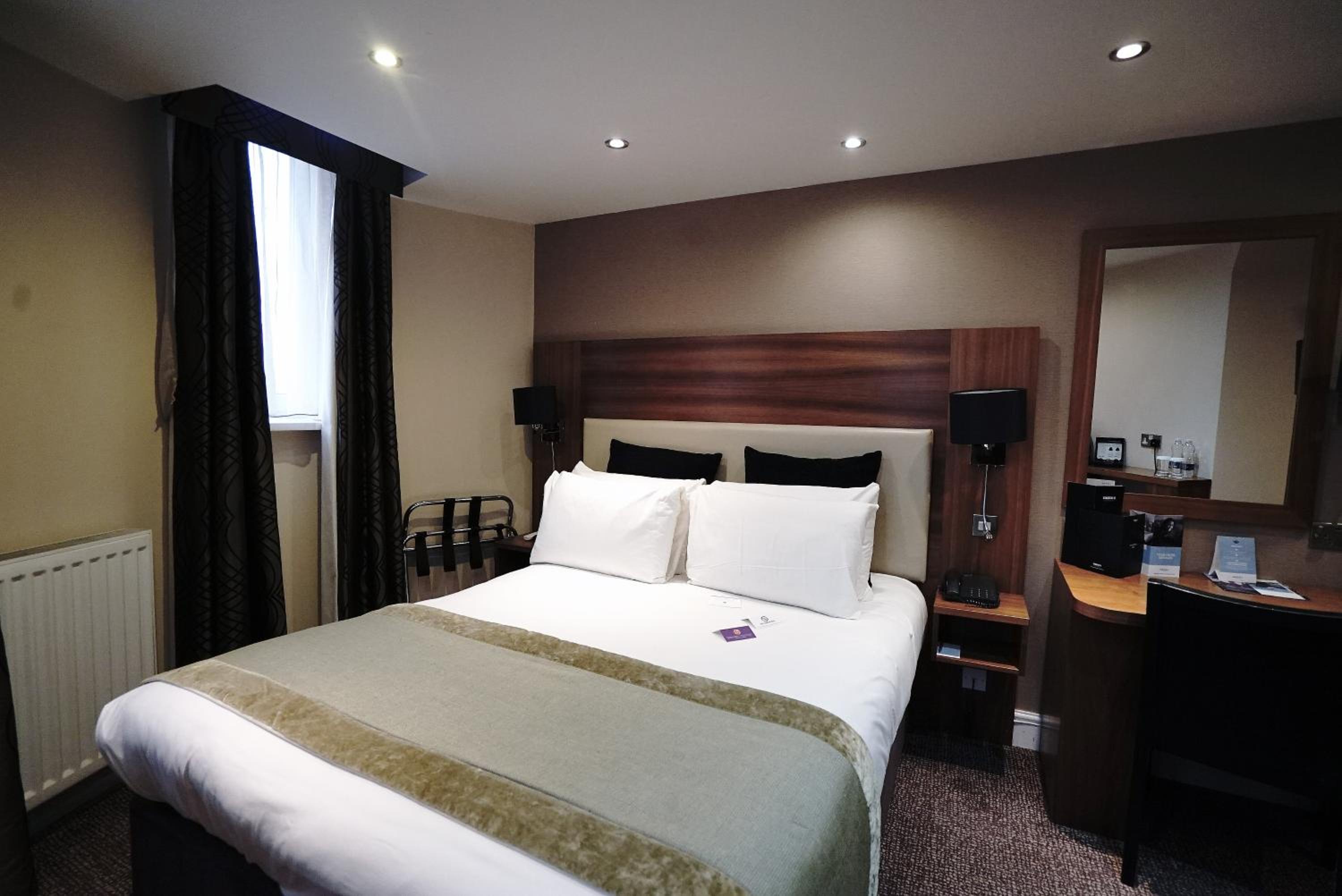 Standard Room photo 2