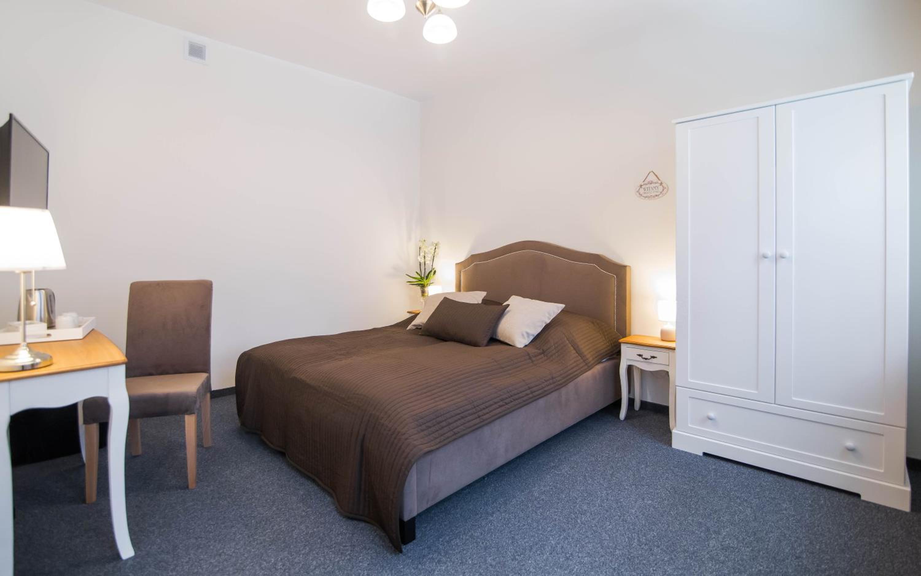 Double Room with Private Bathroom photo 3