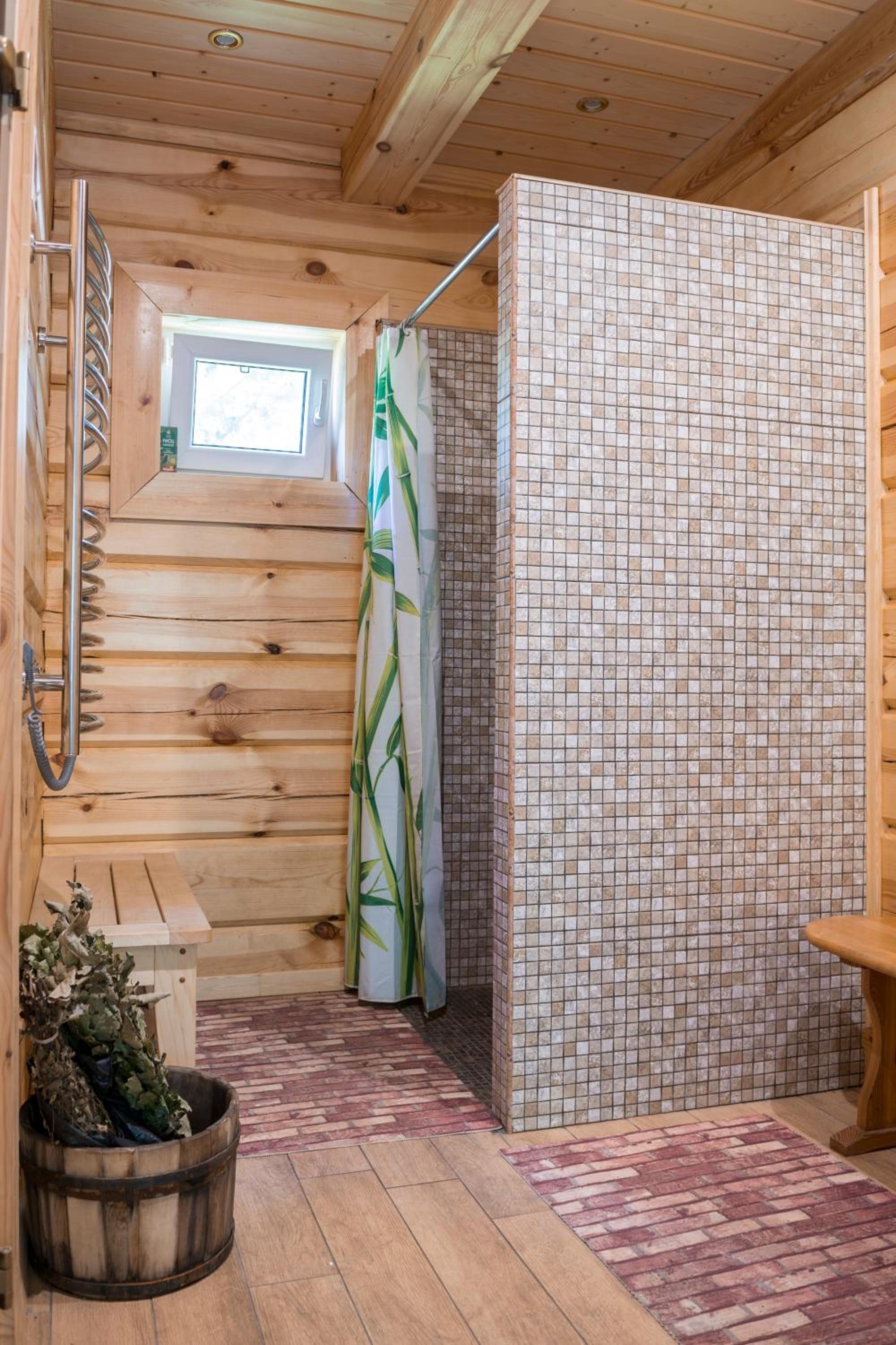 Two-Bedroom House - Photo 18