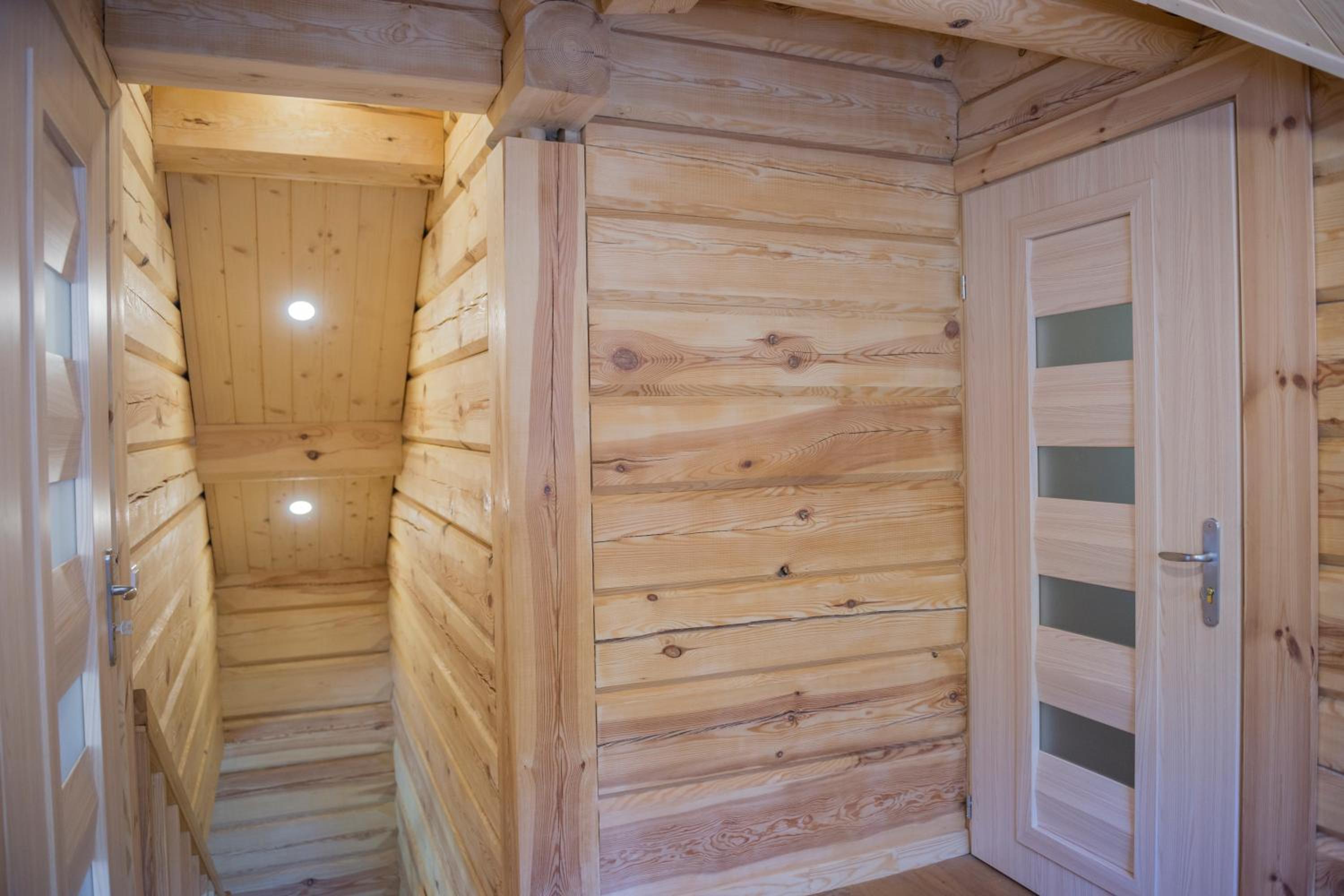 Two-Bedroom House - Photo 10
