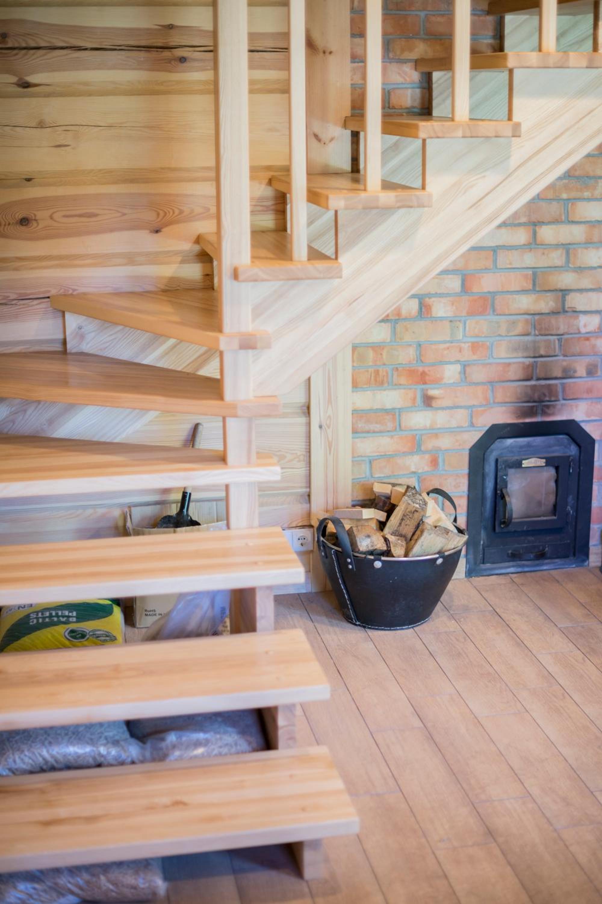 Two-Bedroom House - Photo 8