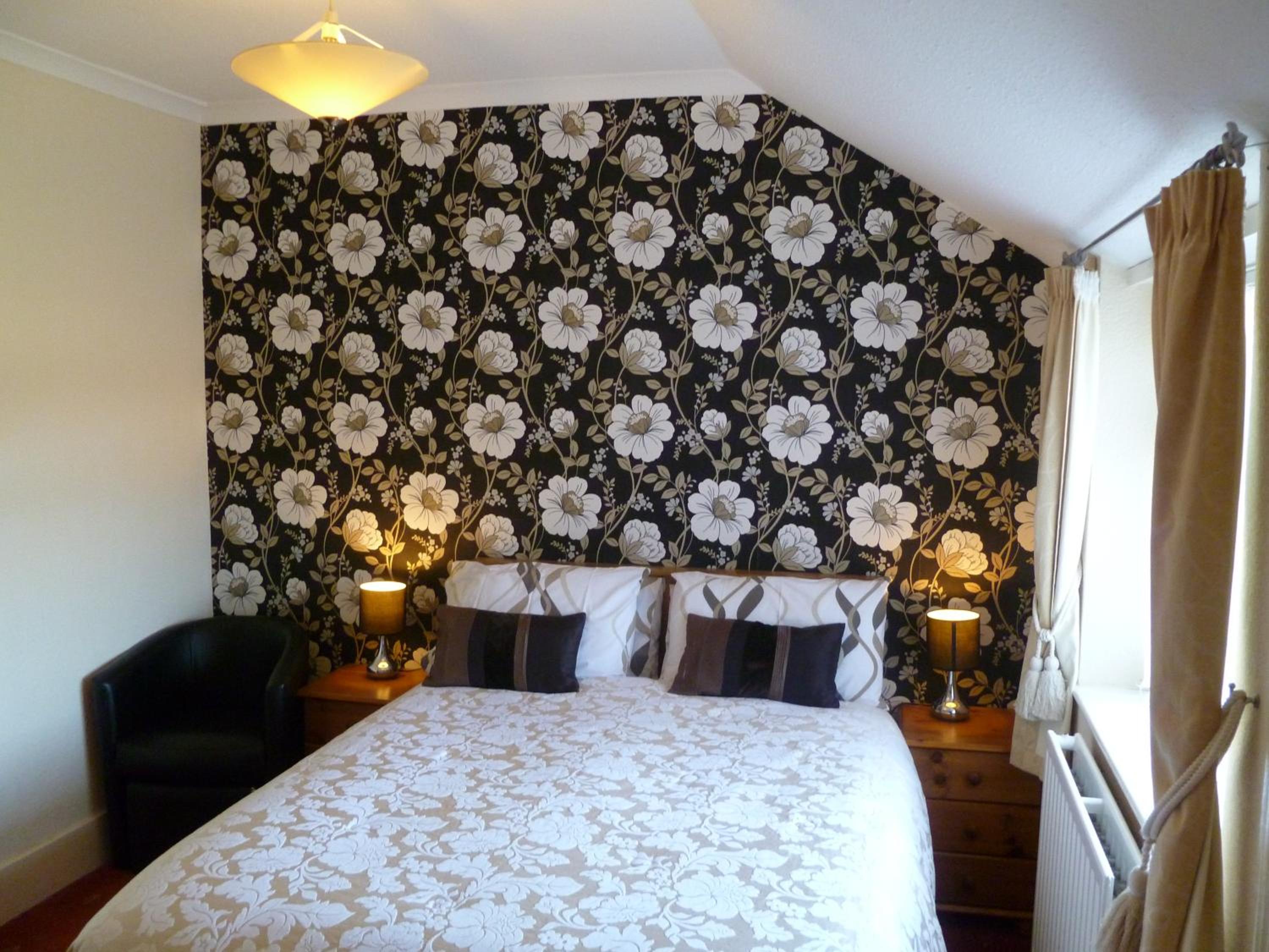Double Room - Photo 7
