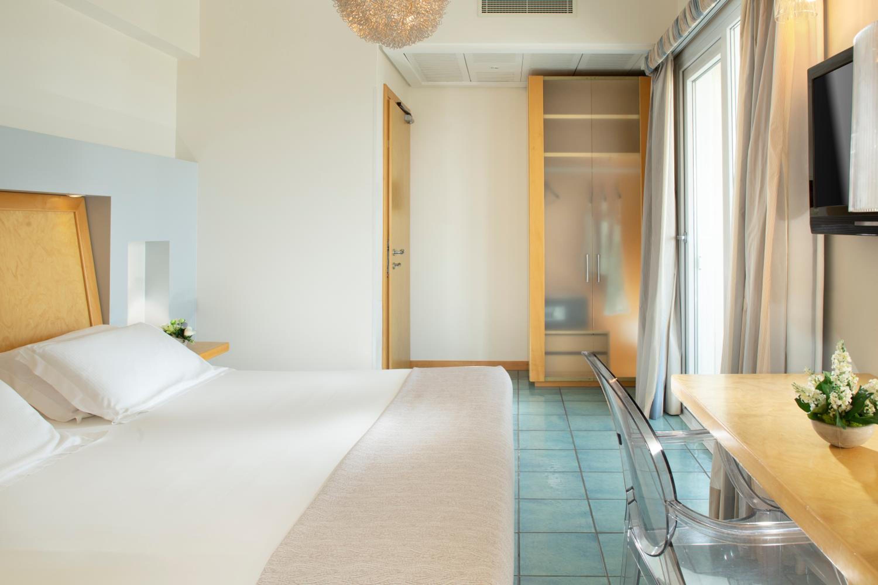 Deluxe Double Or Twin Room With Spa Bath photo 1