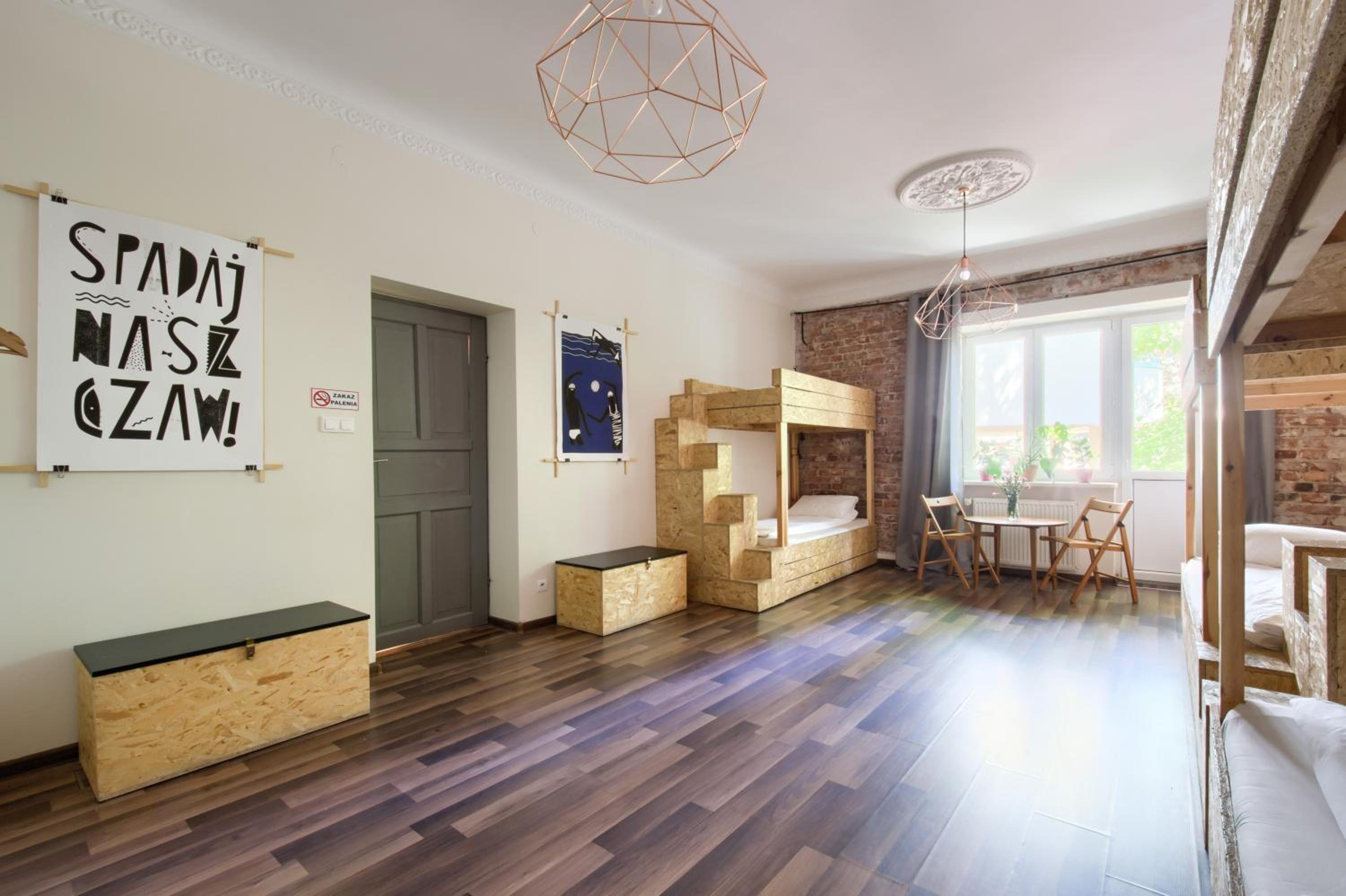 Bed in 6-Bed Mixed Dormitory Room