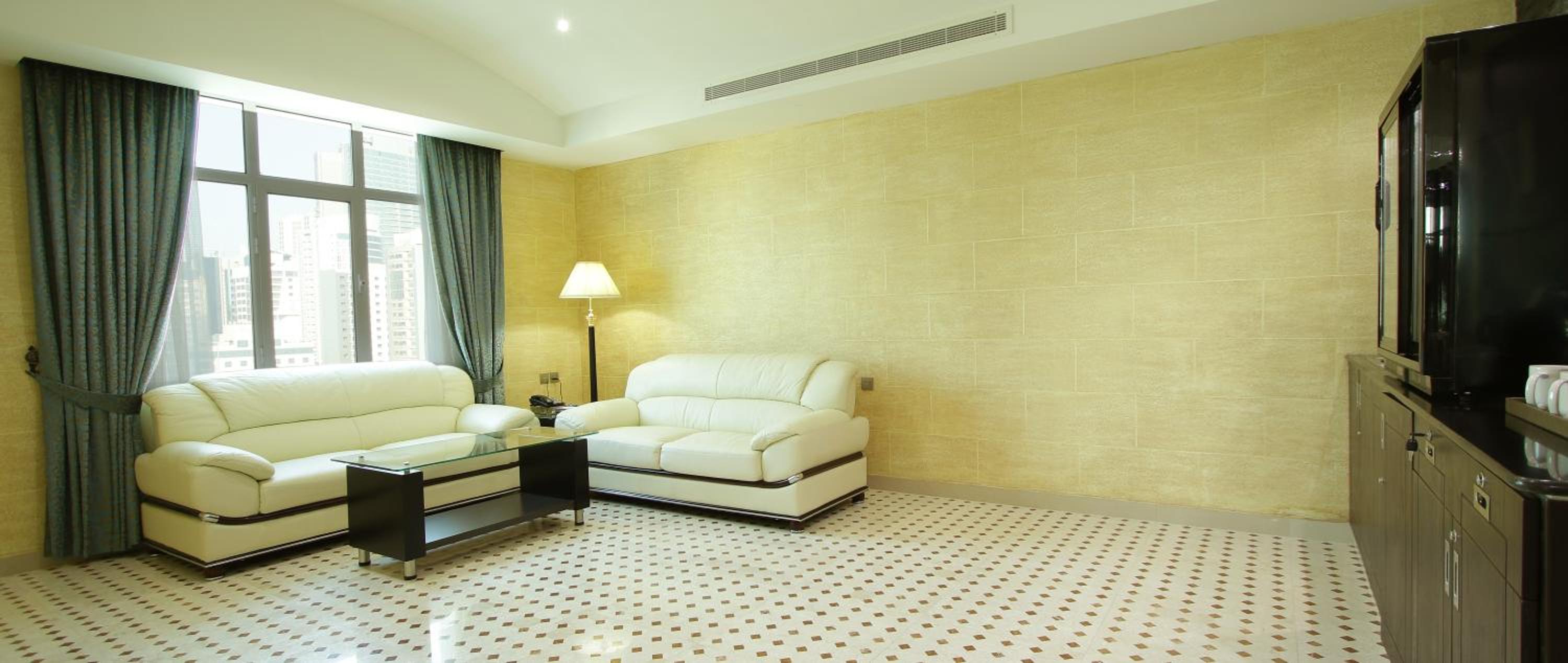 Presidential Suite with City View photo 3