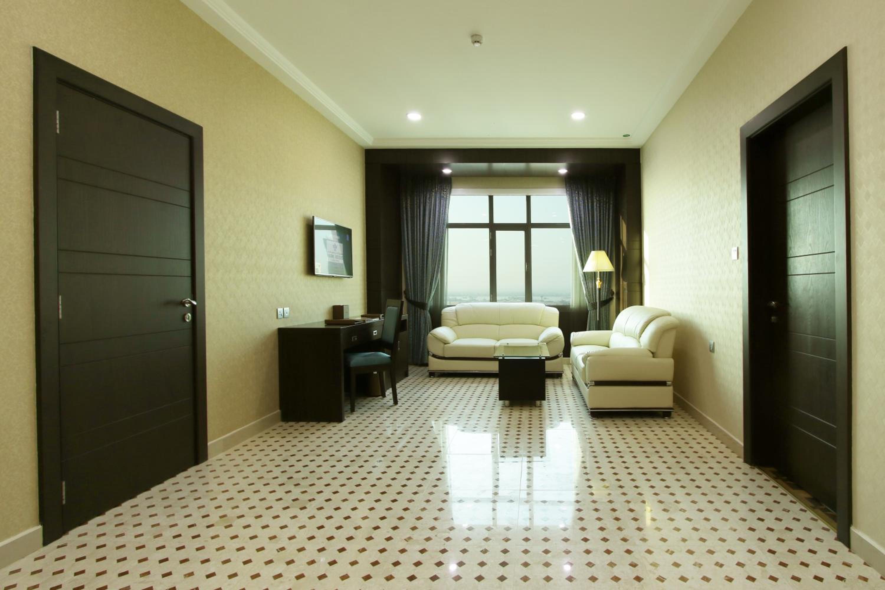 Presidential Suite with City View photo 1