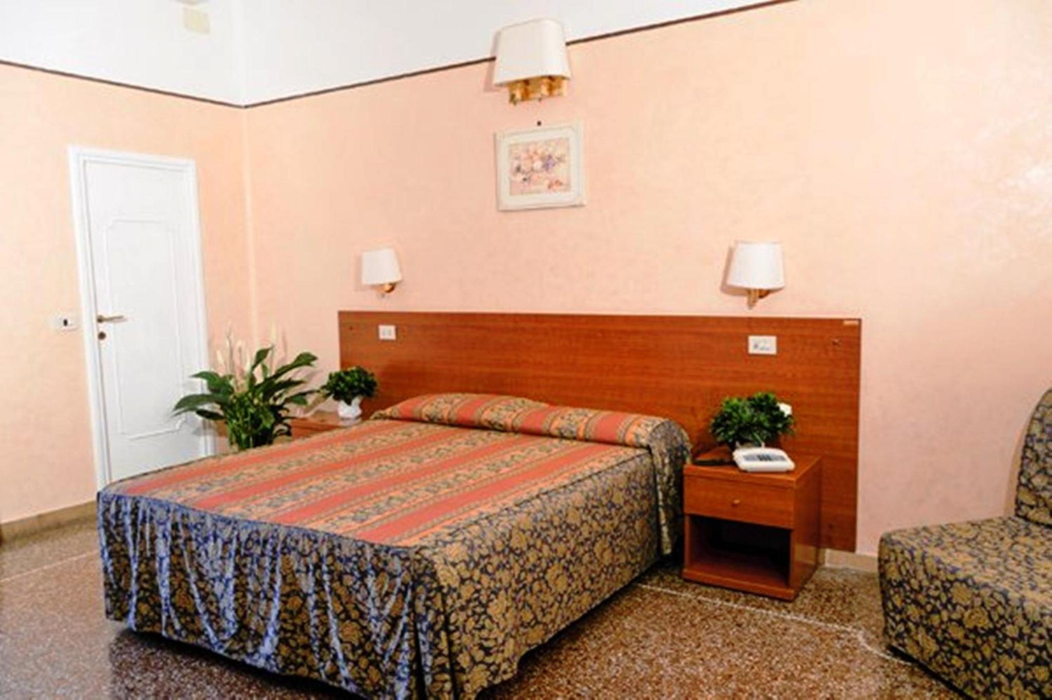 Superior Double Room - Photo 5