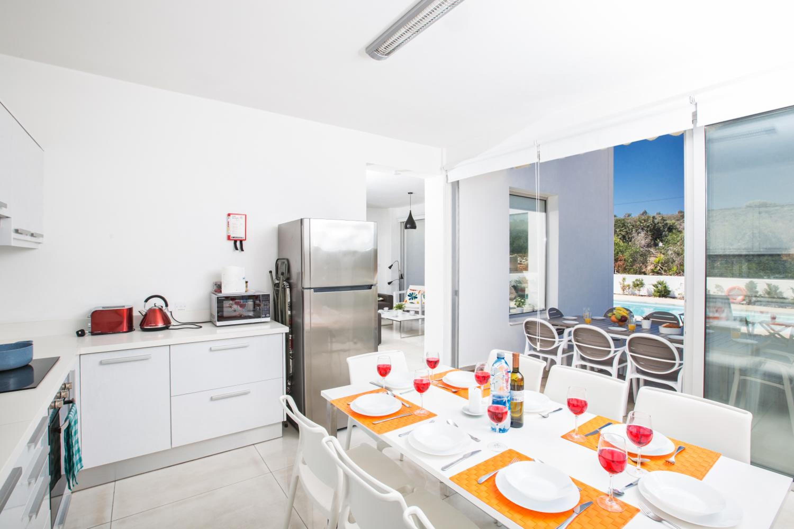 Villa with Private Pool (no Heated Pool Option) photo 3