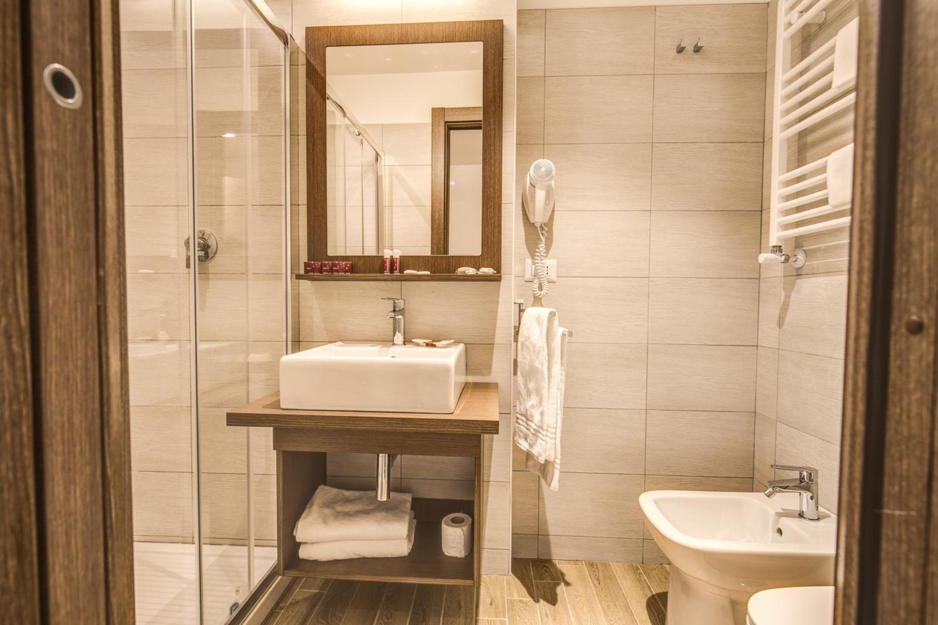 Triple Room - Annex thumbnail 5