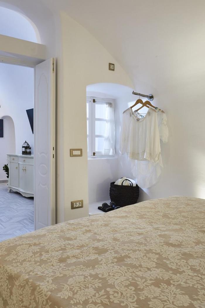 Two-Bedroom House photo 3
