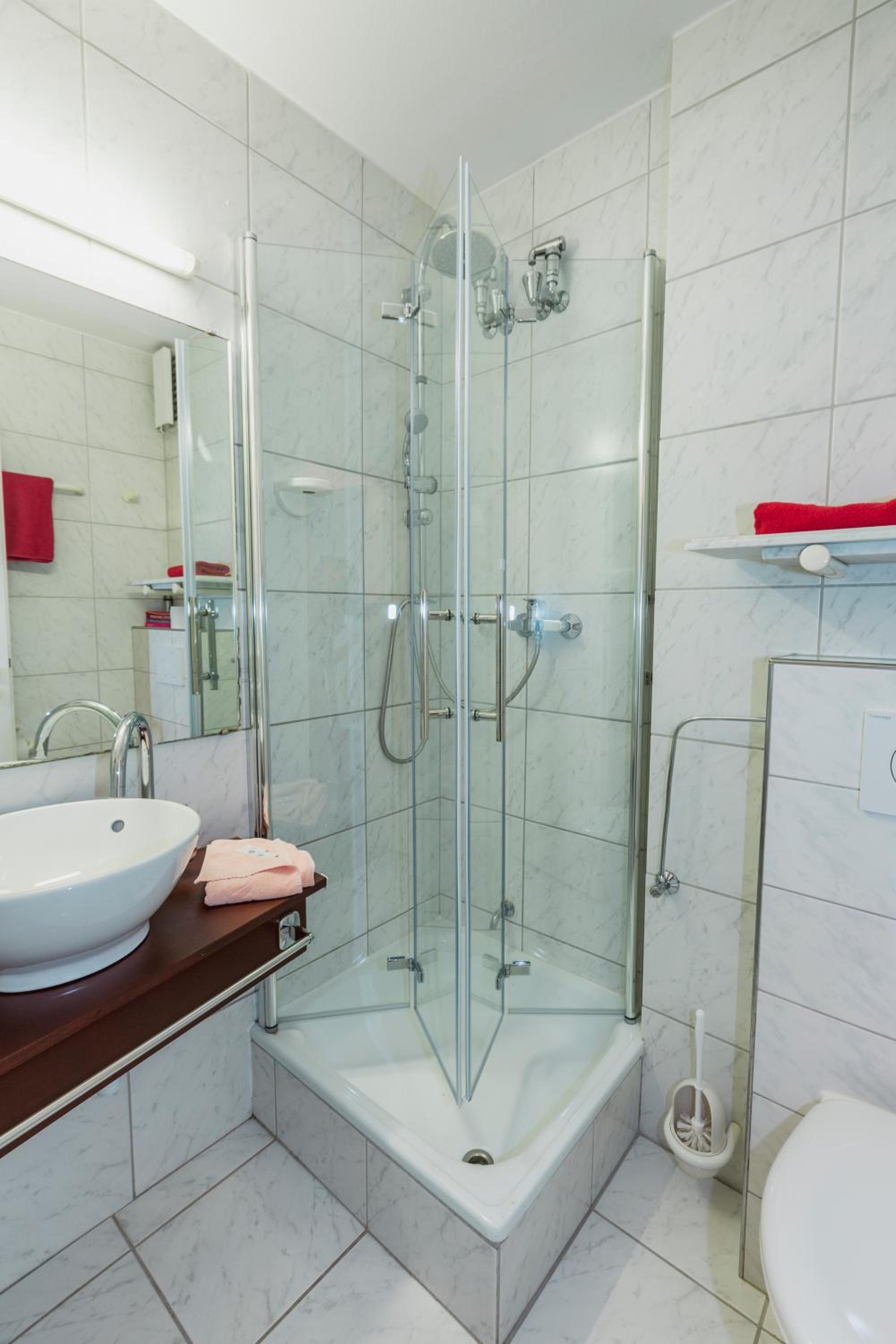 Single Room photo 3
