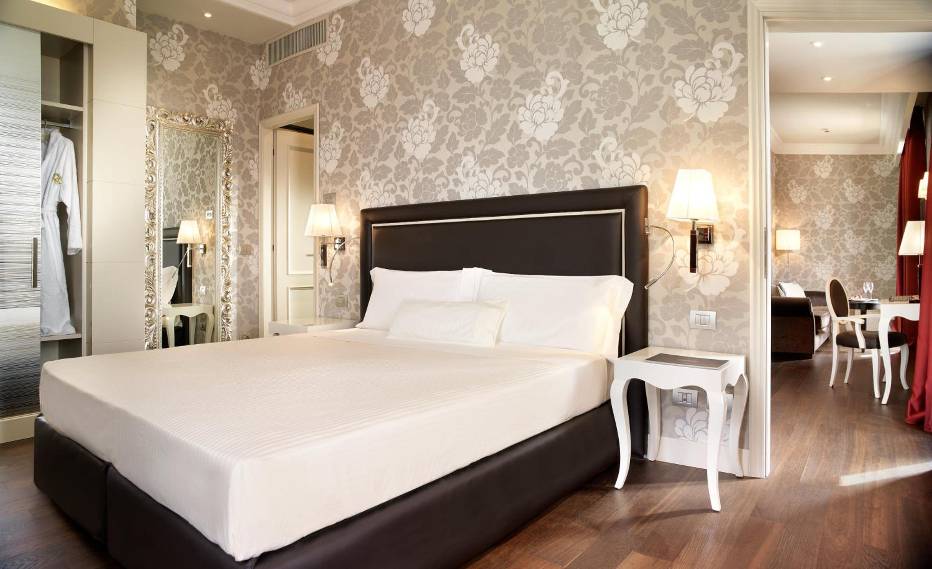 Deluxe Junior Suite