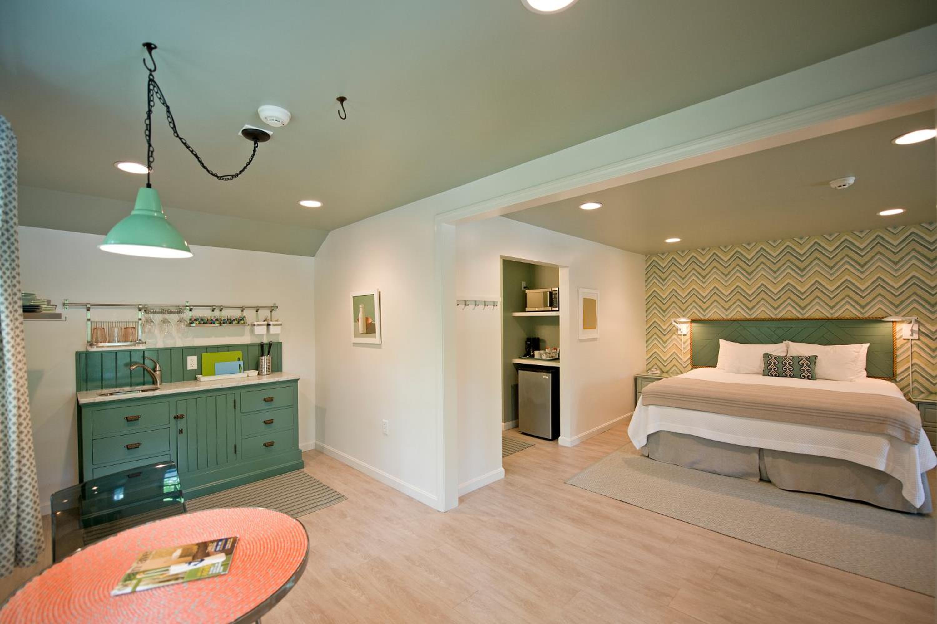 Cove View Suite photo 1