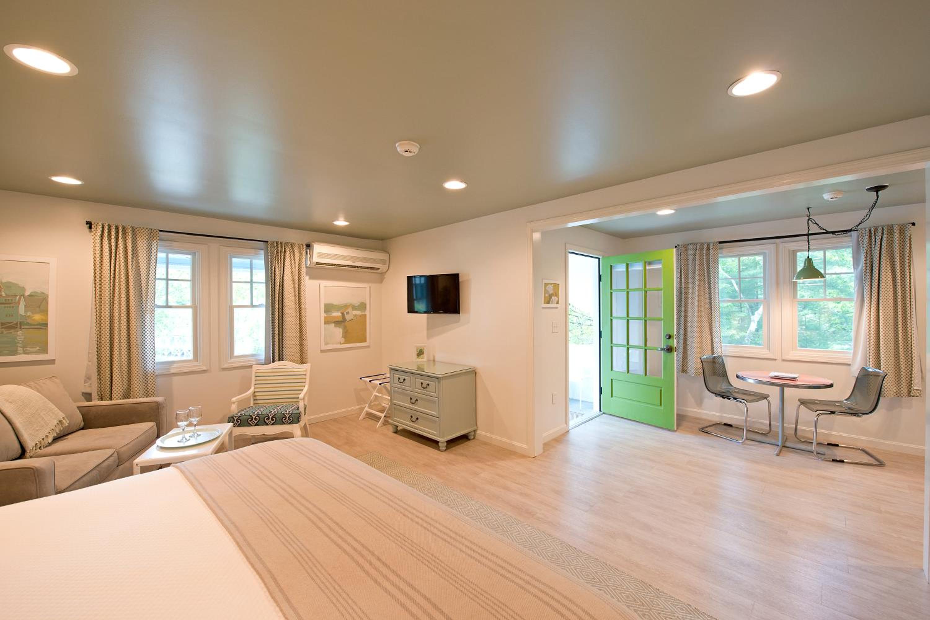 Cove View Suite photo 3