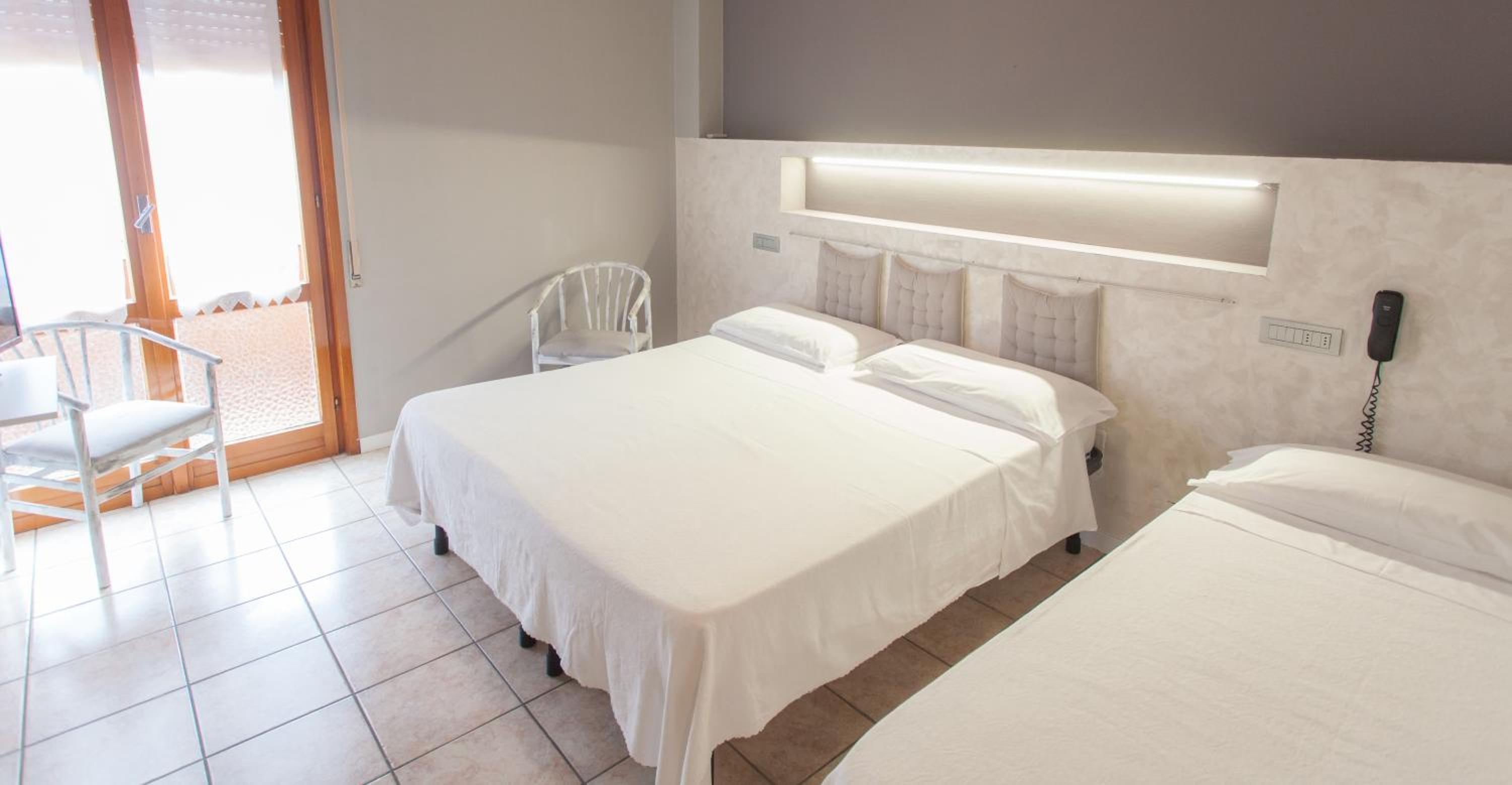 Triple Room photo 3
