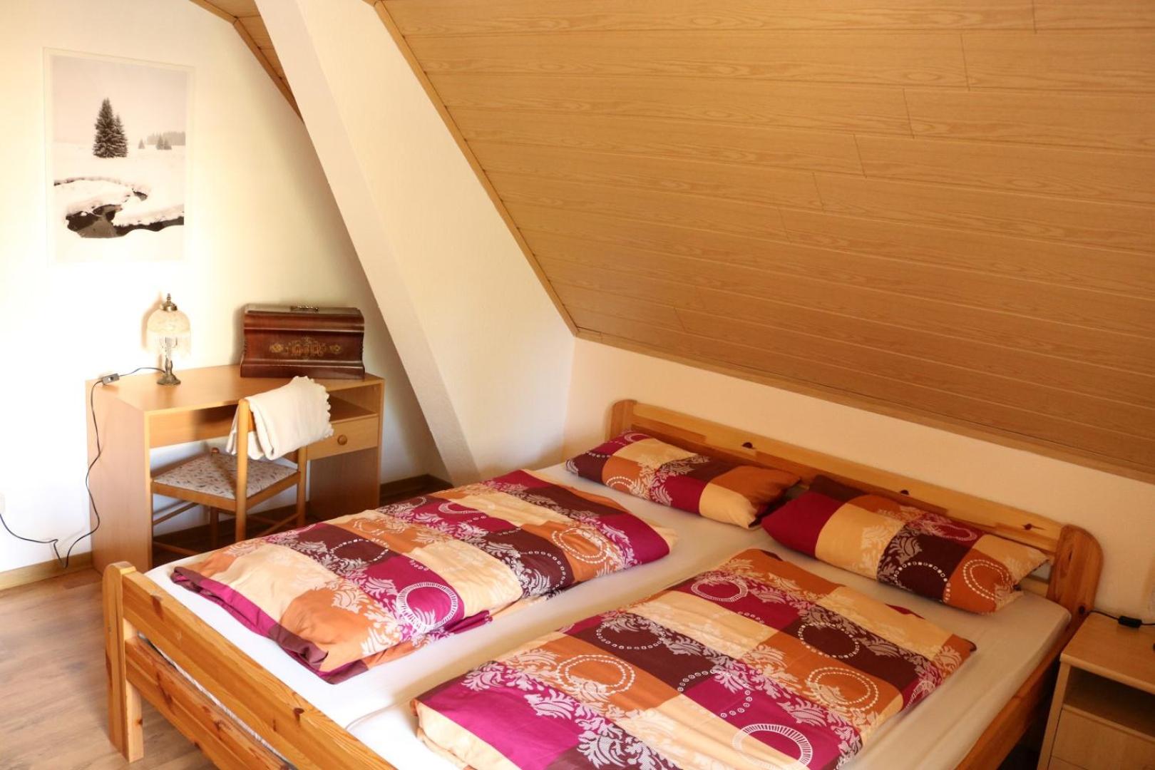 Double Room with Private Bathroom photo 3