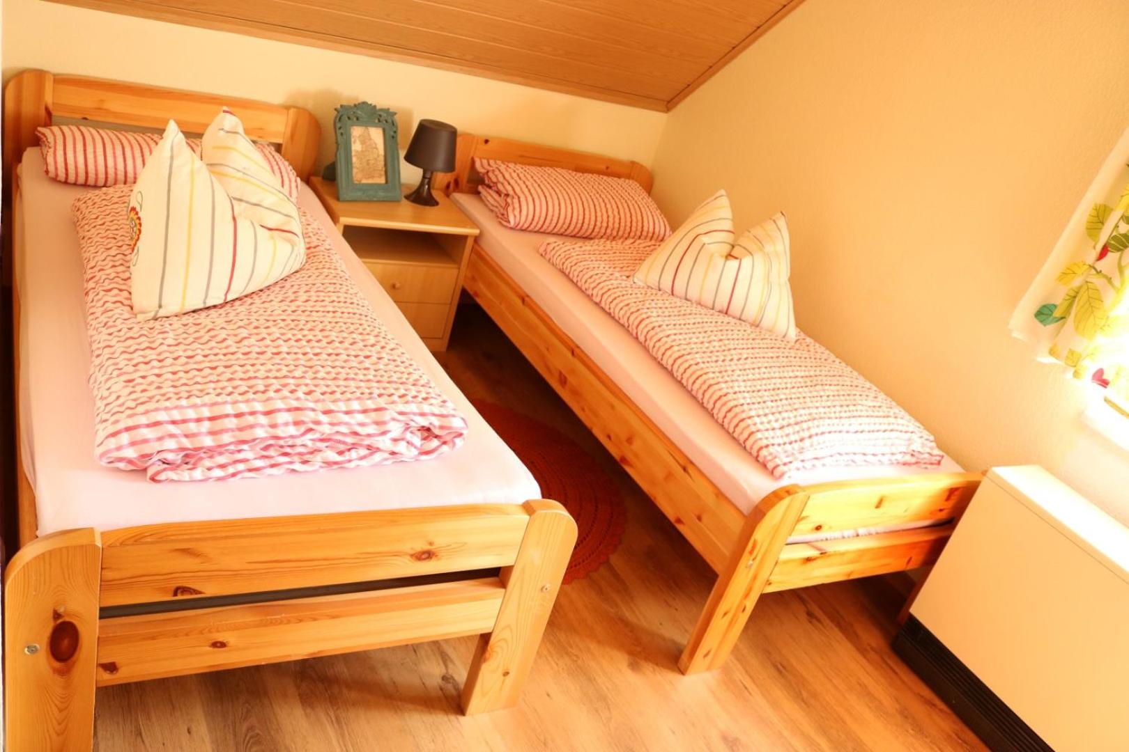 Twin Room with Bathroom photo 3