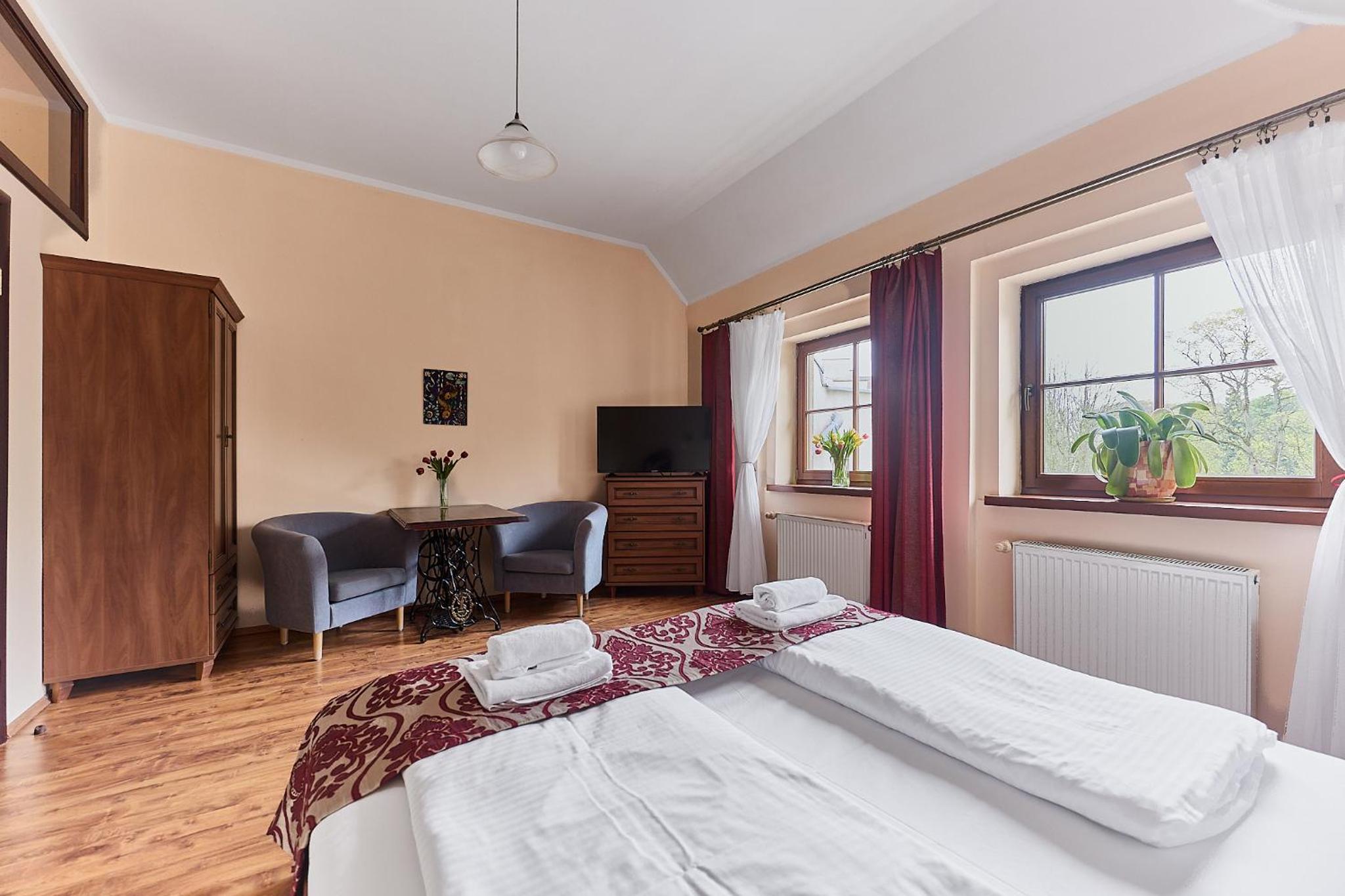 Deluxe Family Room