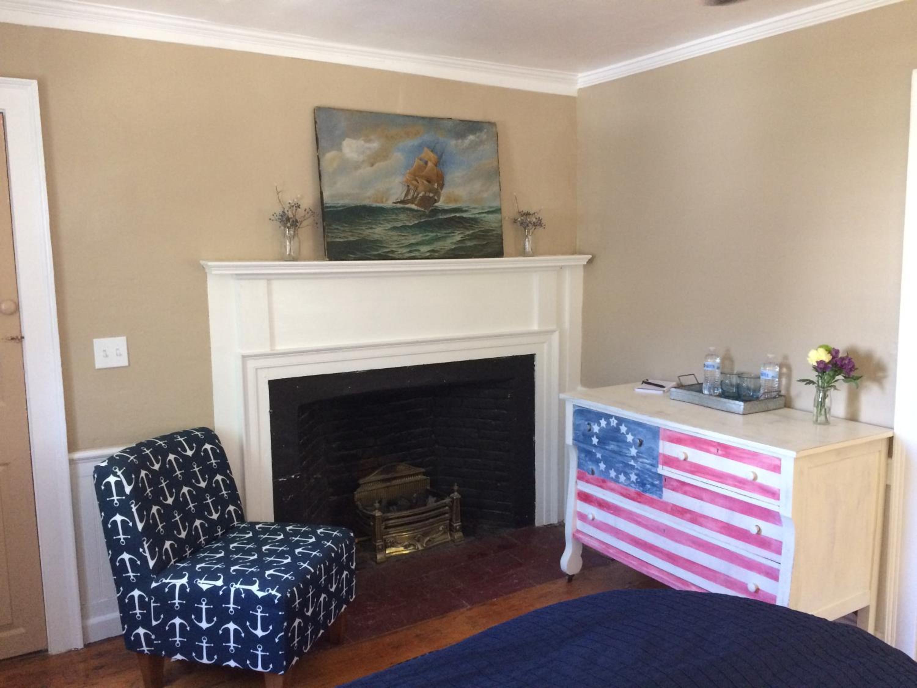 Queen Room photo 3