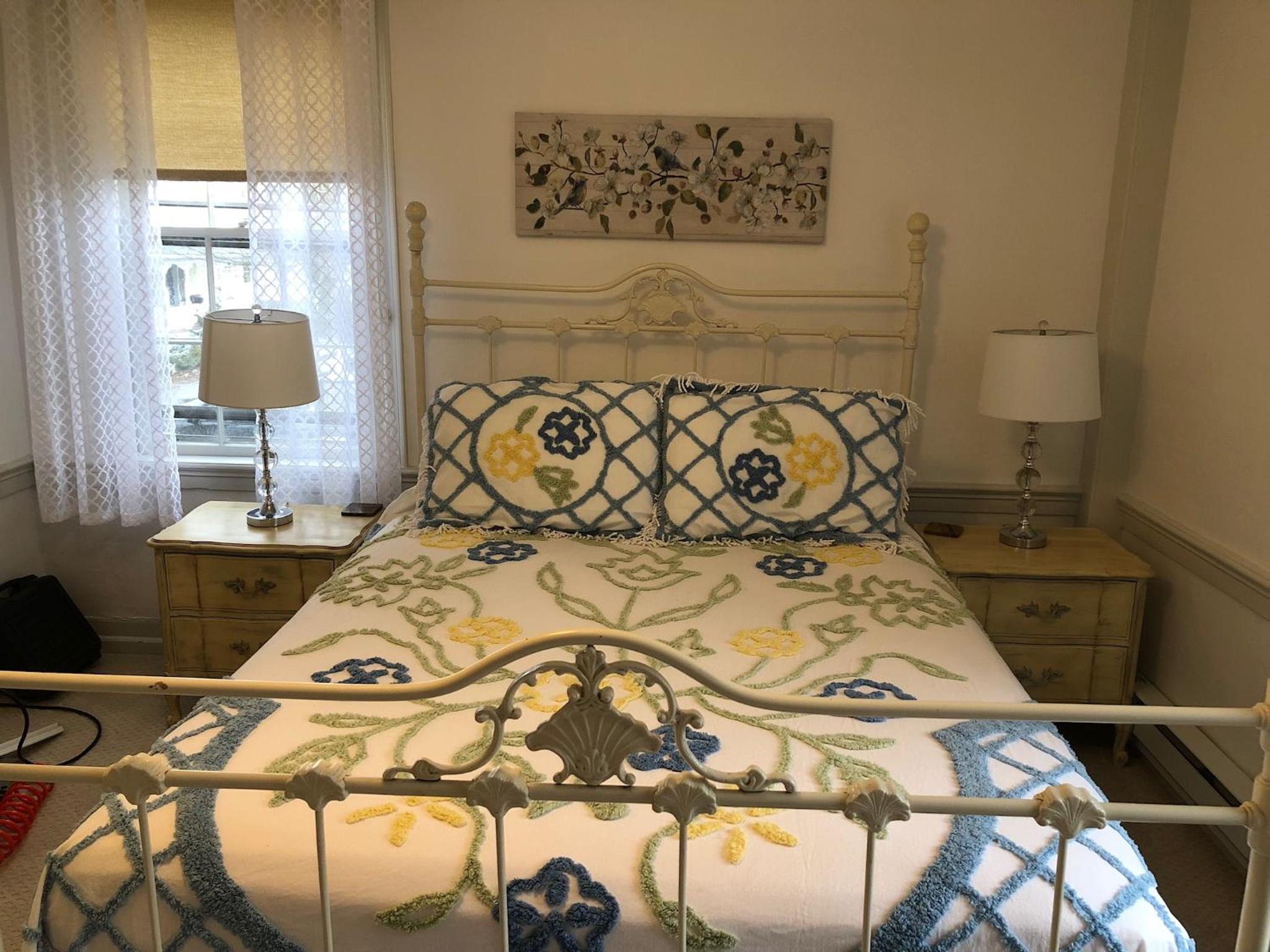 Queen Room photo 3