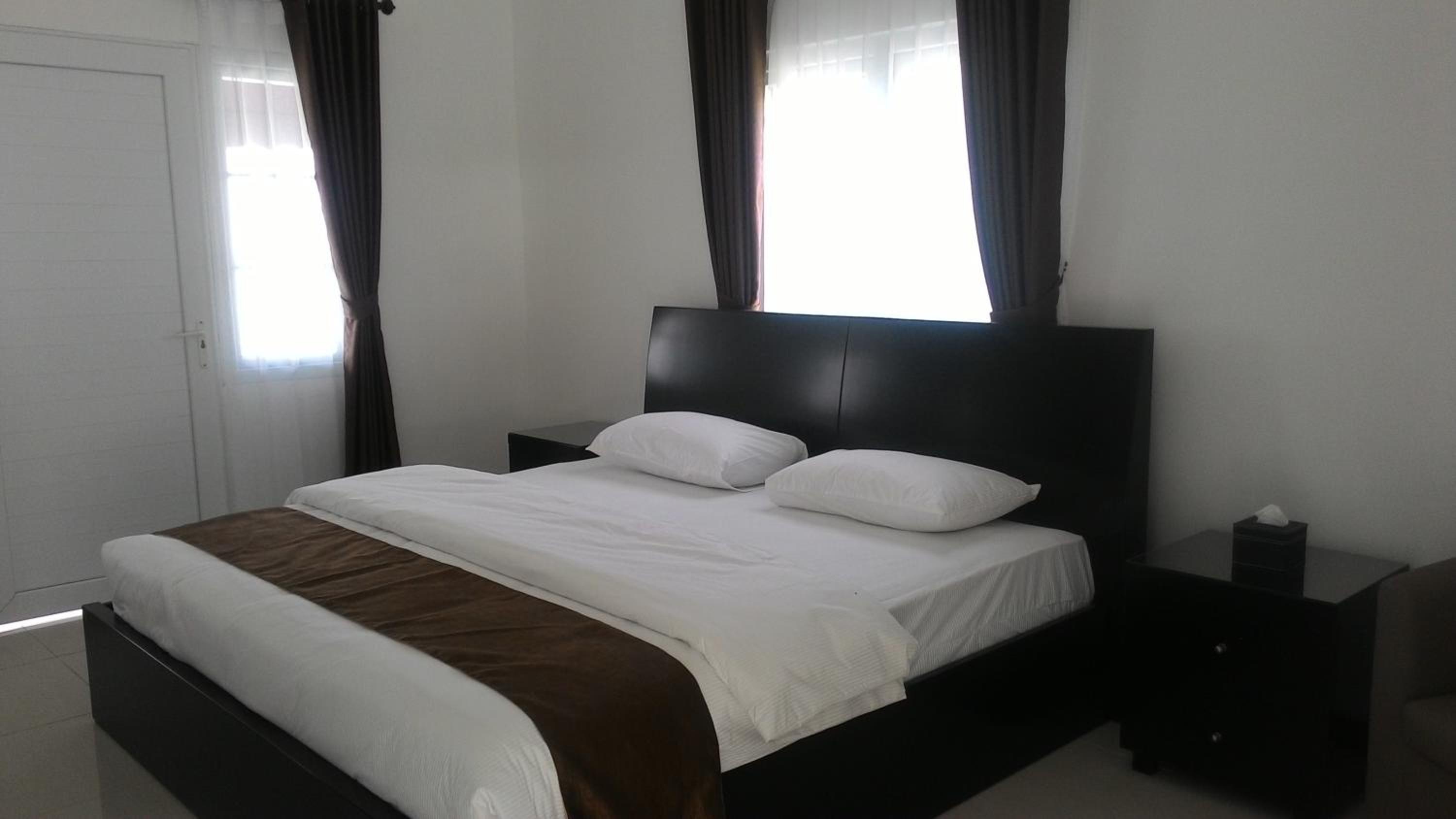 Double or Twin Room with Mountain View - Photo 7