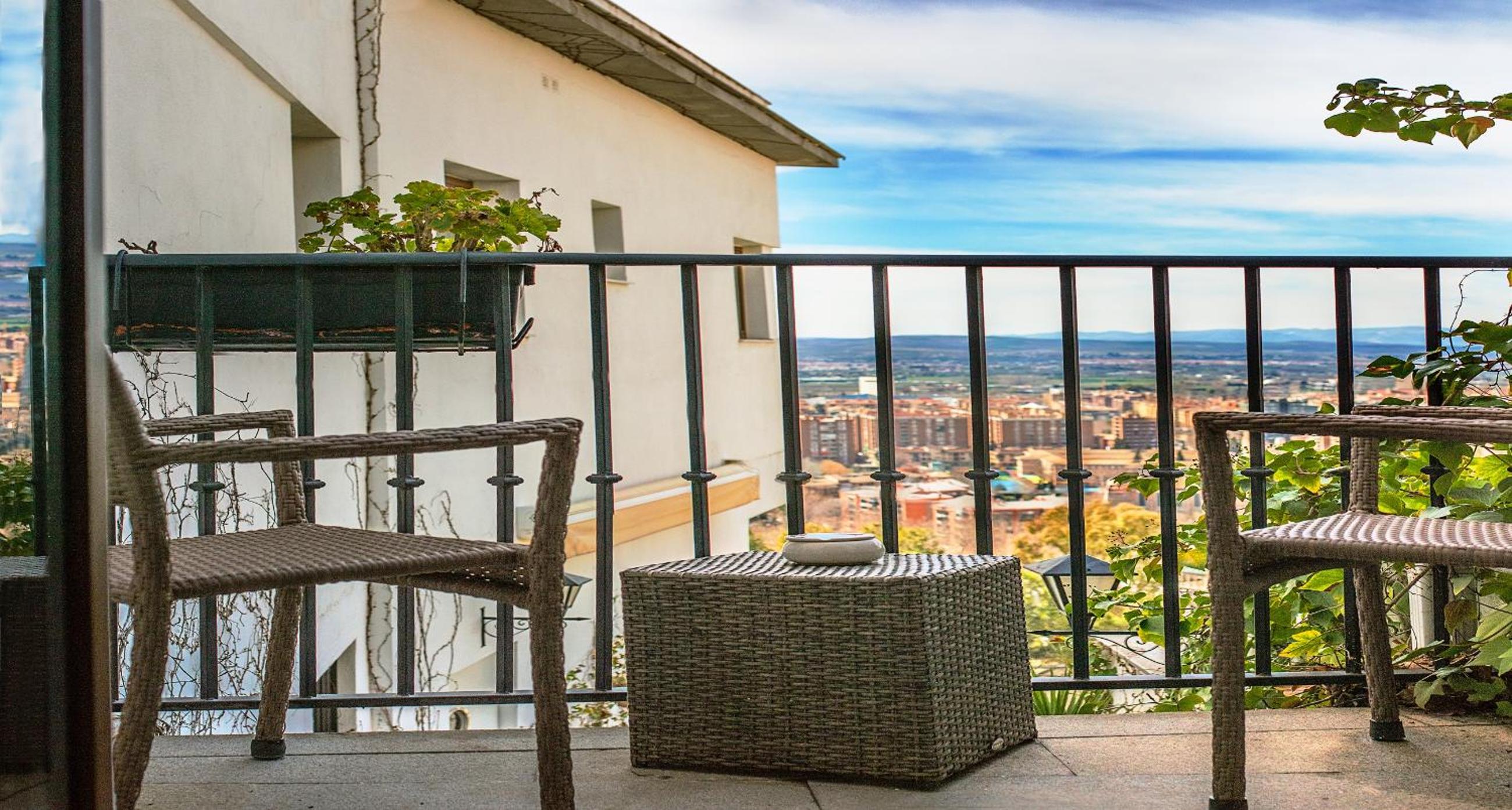 Triple Room with City View - Photo 4