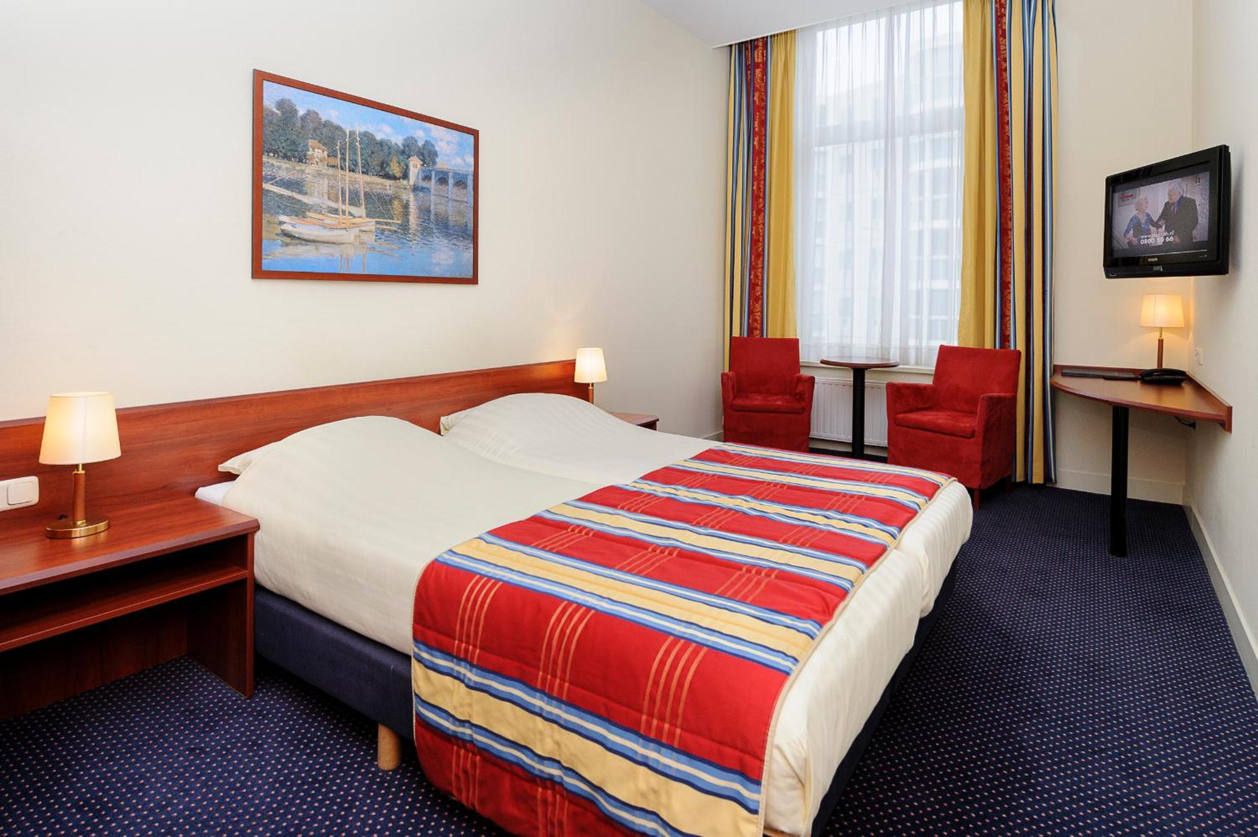 Comfort Twin Room with Shower