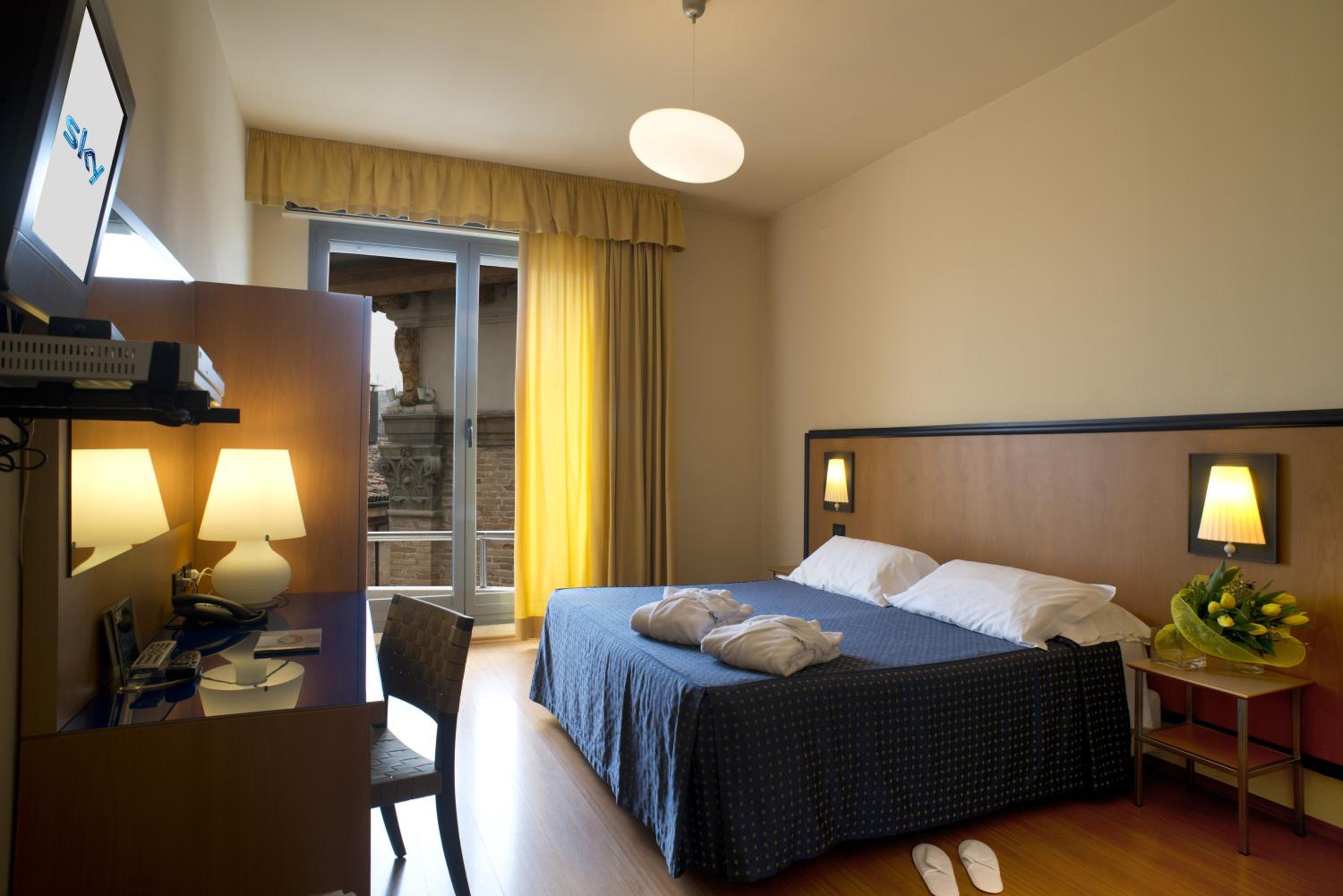 Executive Double Room with Terrace photo 1