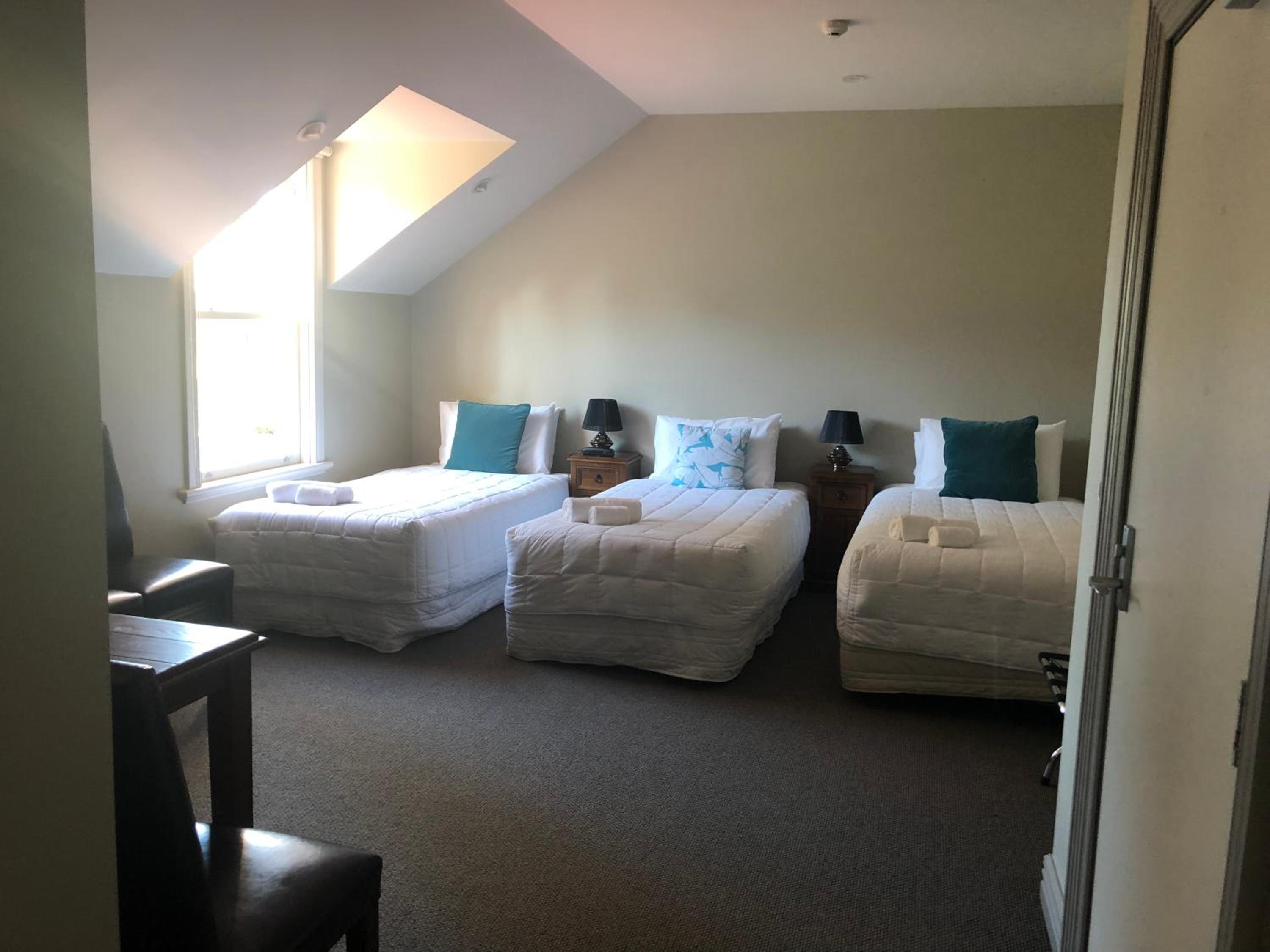 Triple Room with Garden View - Photo 3