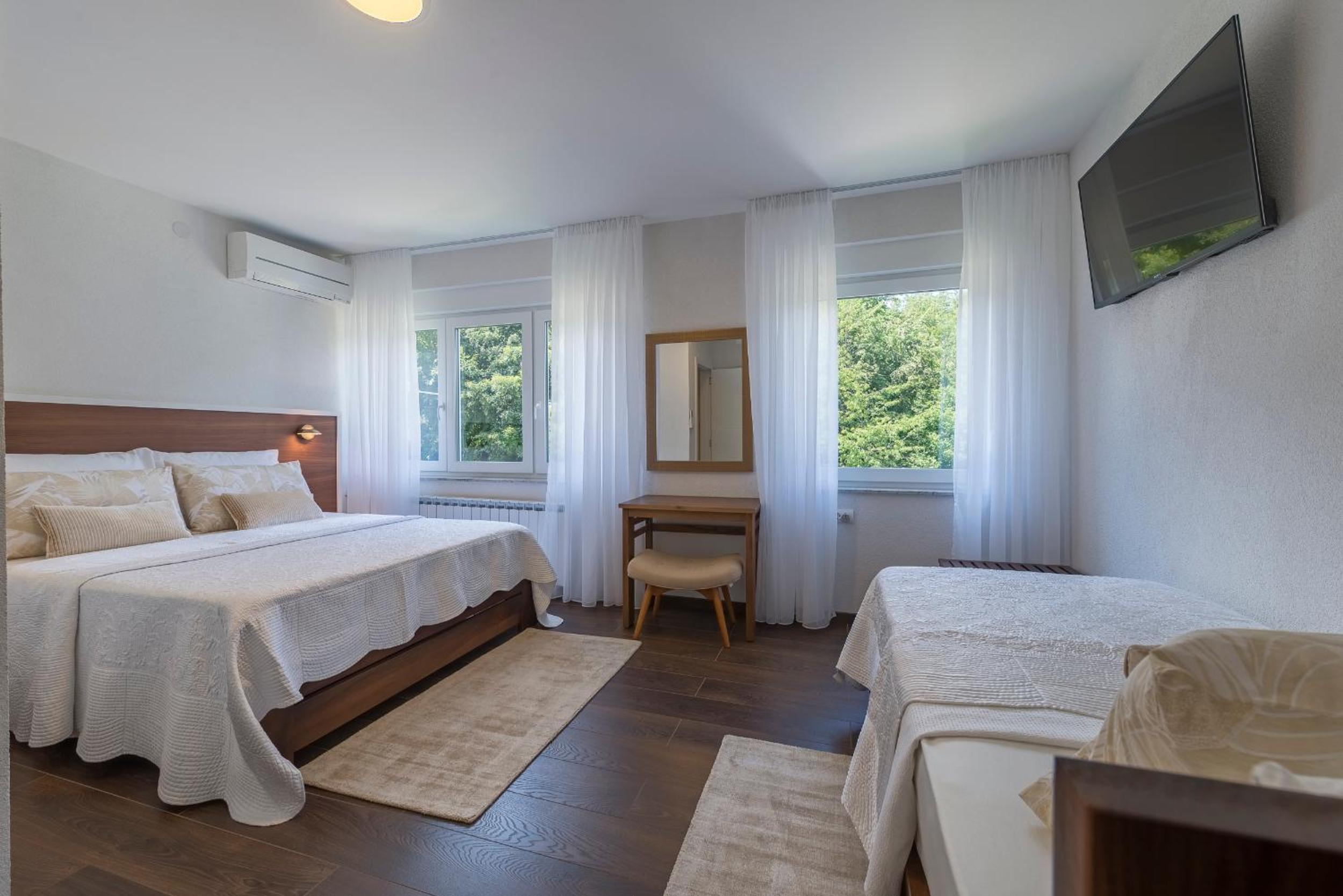 Superior Apartment photo 1