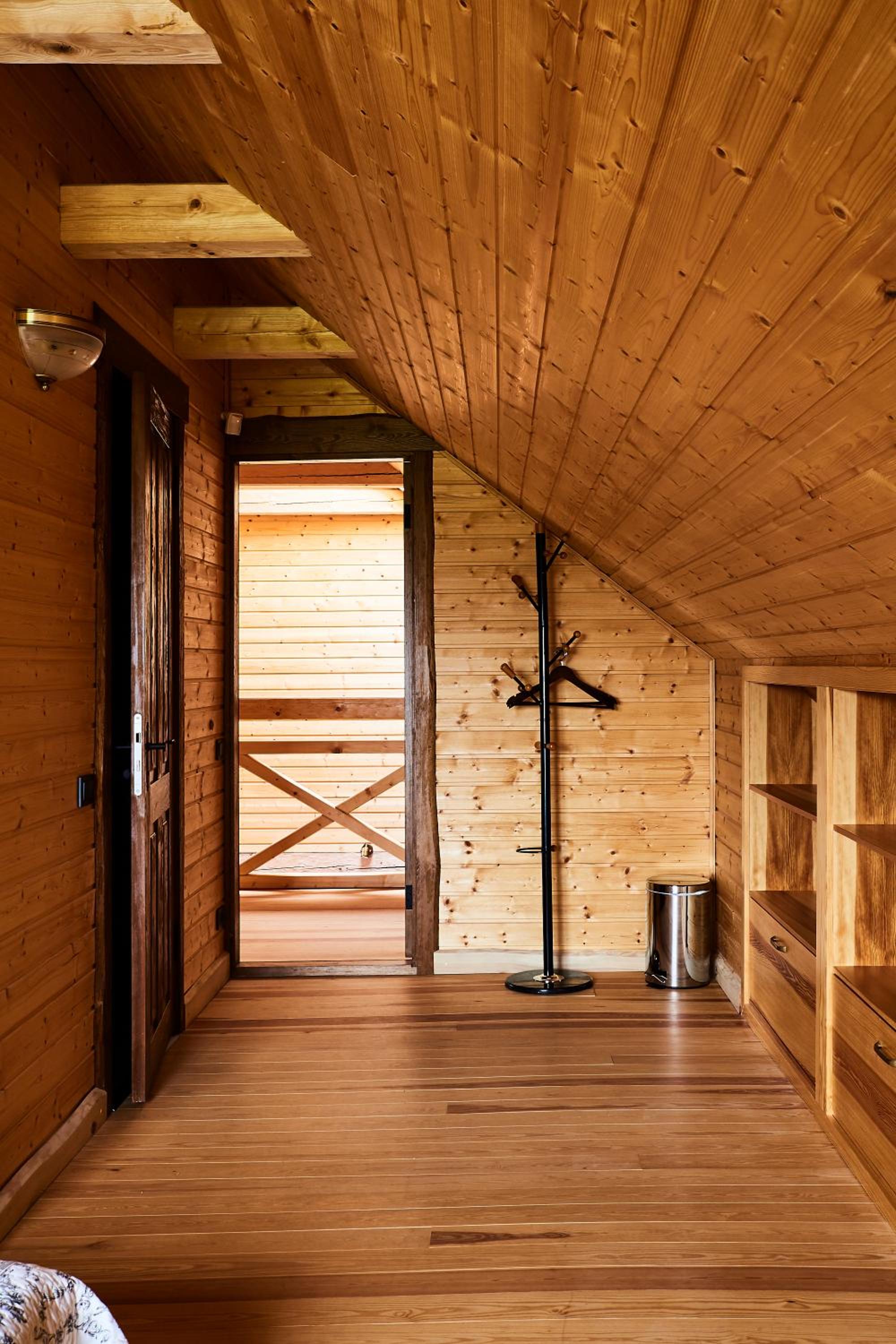 Double Room with Lake View - Photo 2
