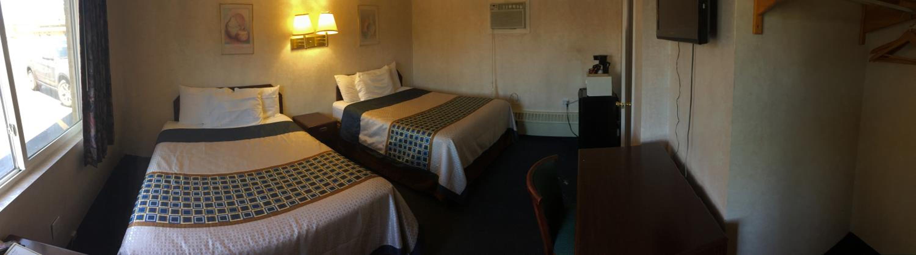 Quadruple Room - Photo 12