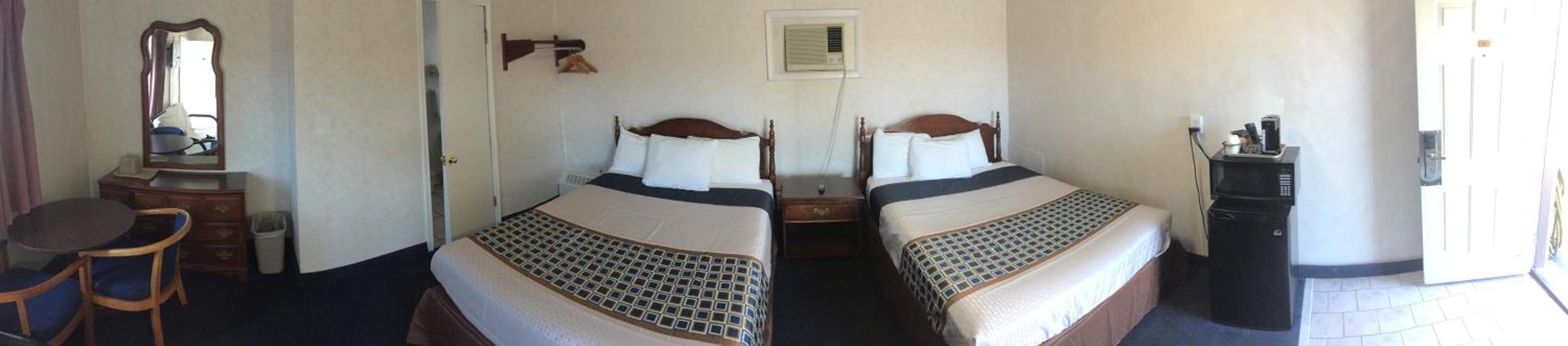 Quadruple Room - Photo 11
