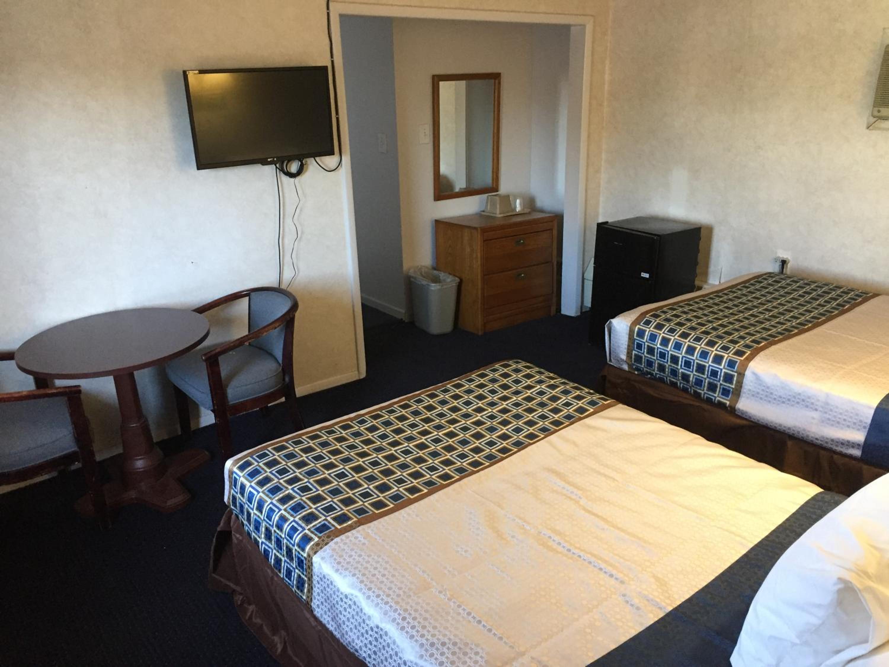 Quadruple Room - Photo 15