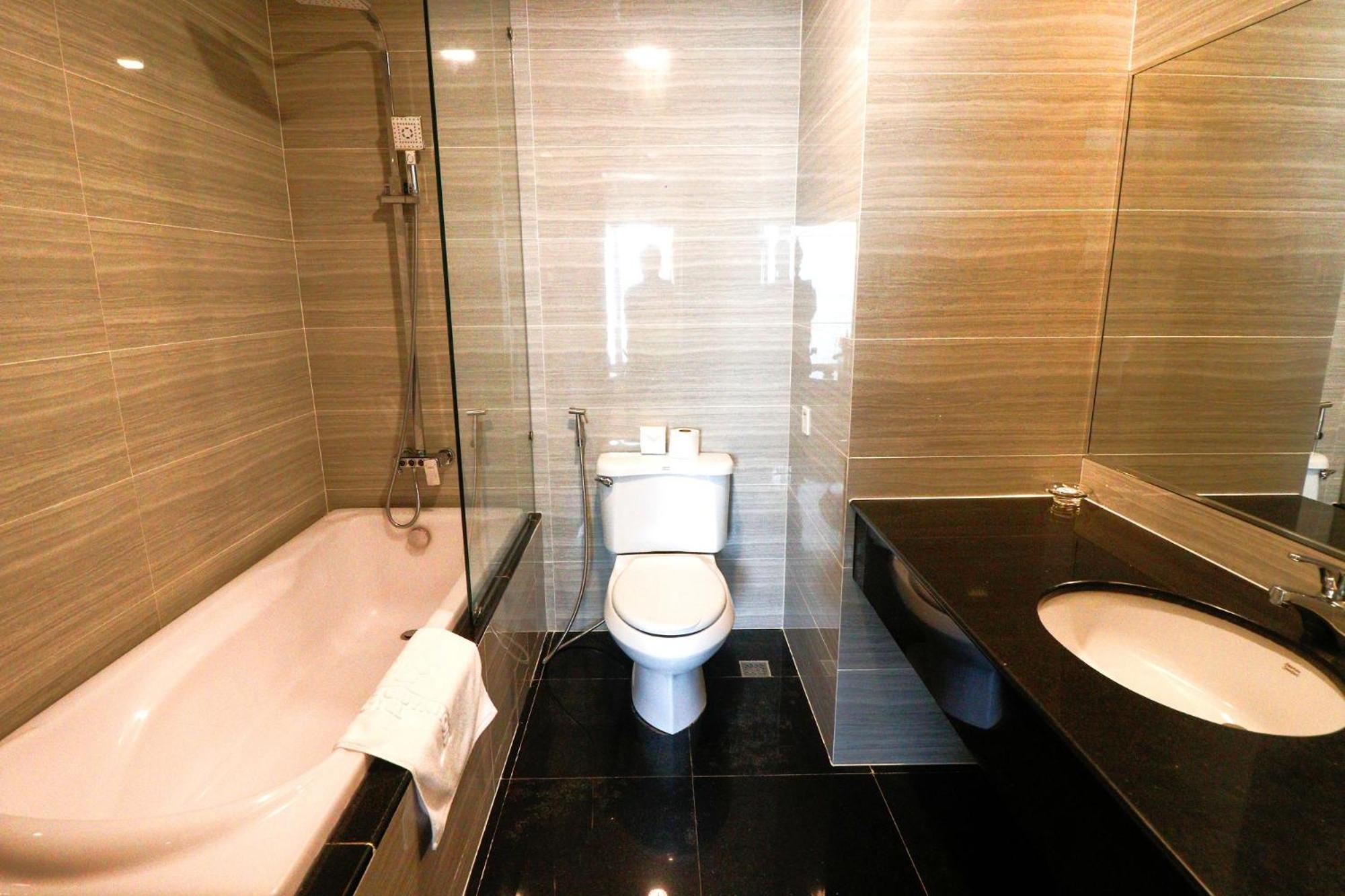 Saigon Suite - Photo 3