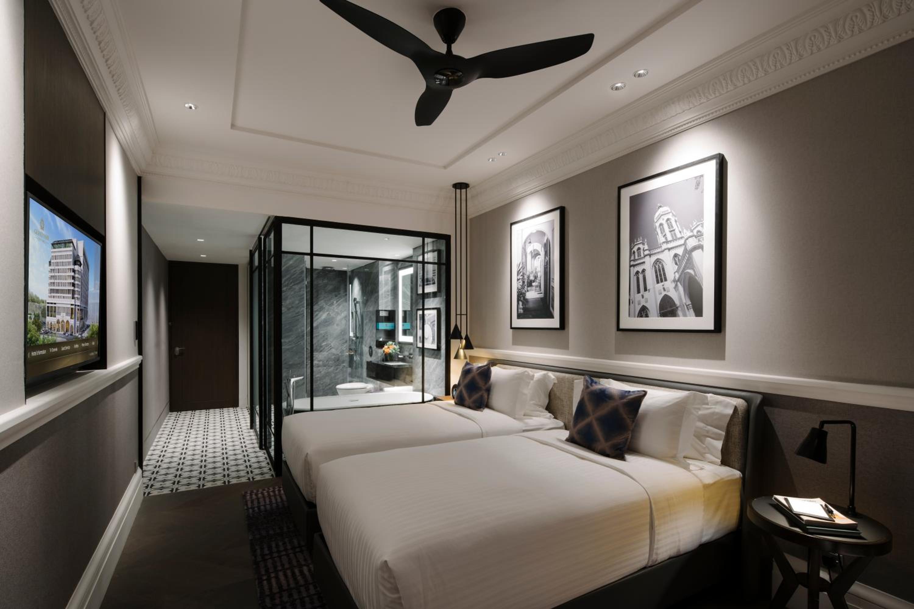 Crystal Club Premier Room
